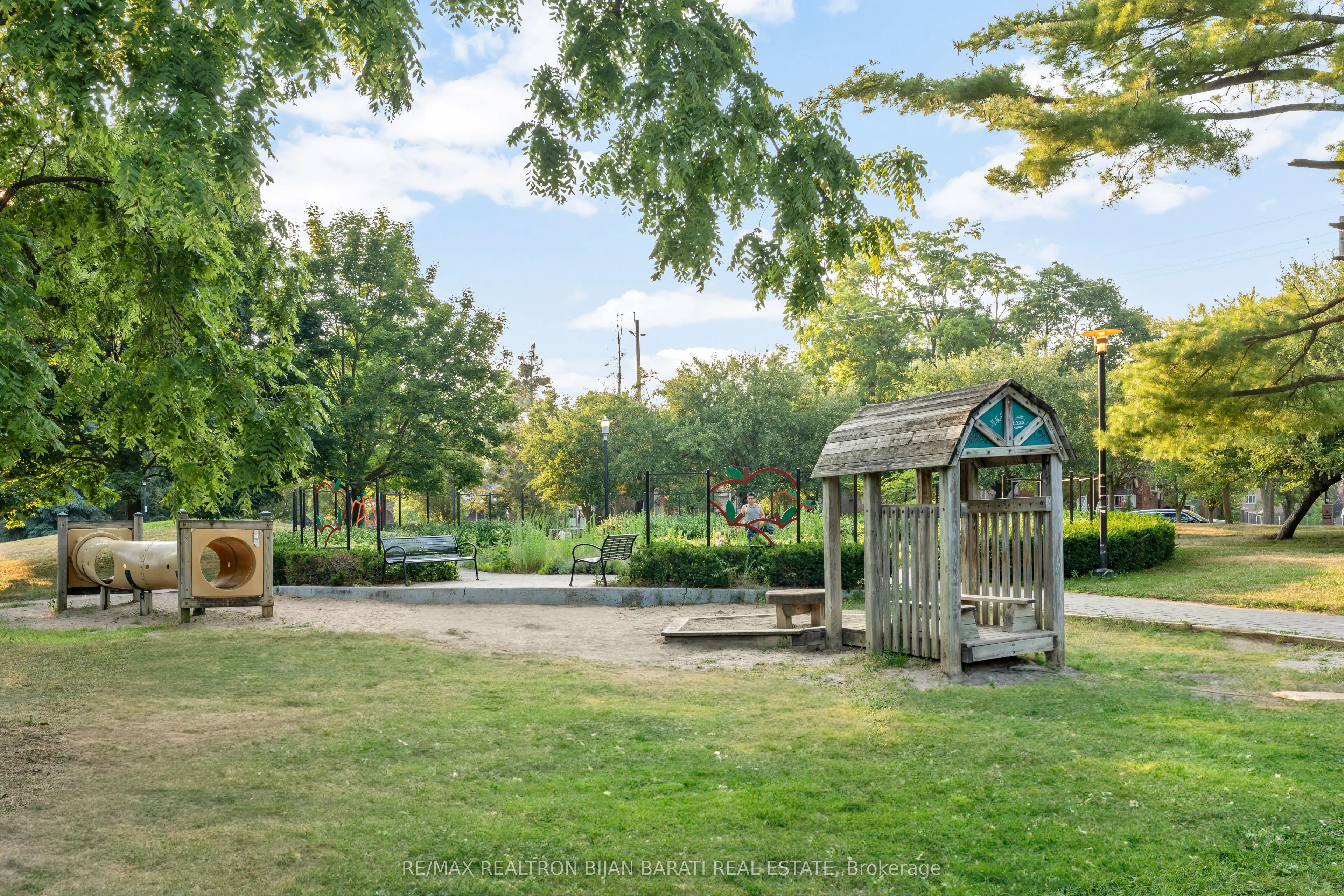 94B Ellerslie Avenue, #38