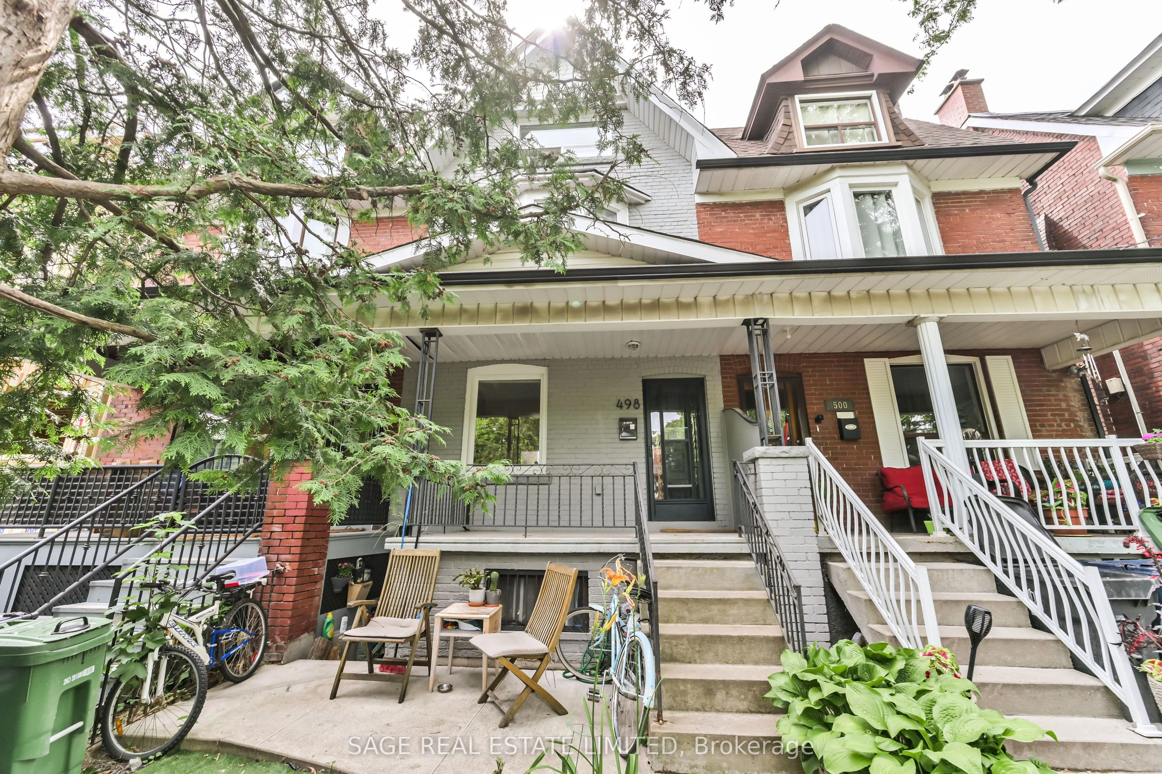 498 Crawford Street