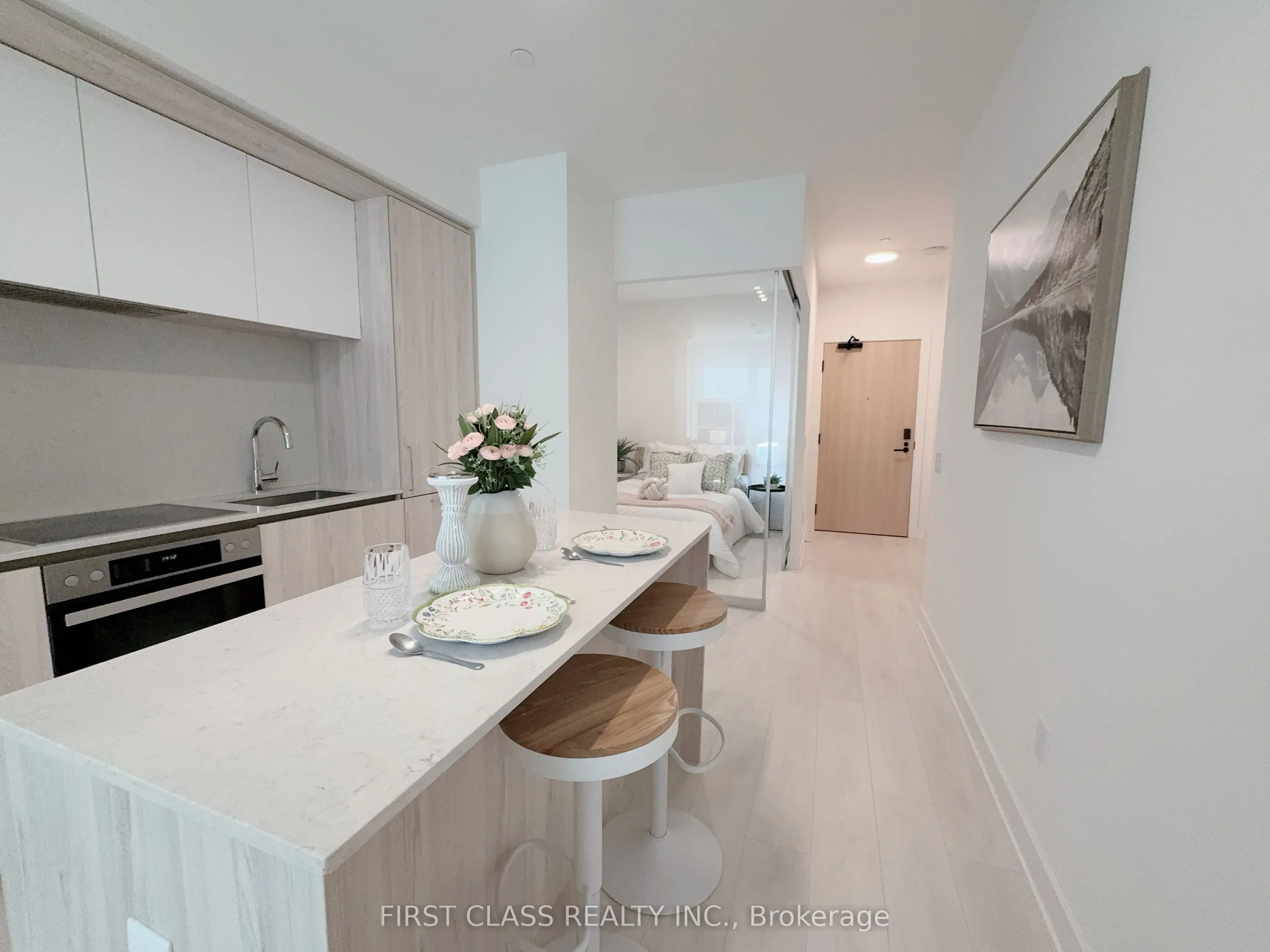 15 Mercer Street, #806