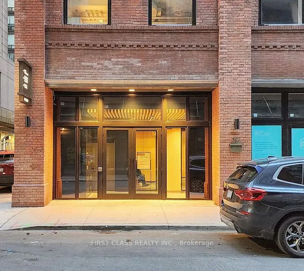 15 Mercer Street, #806