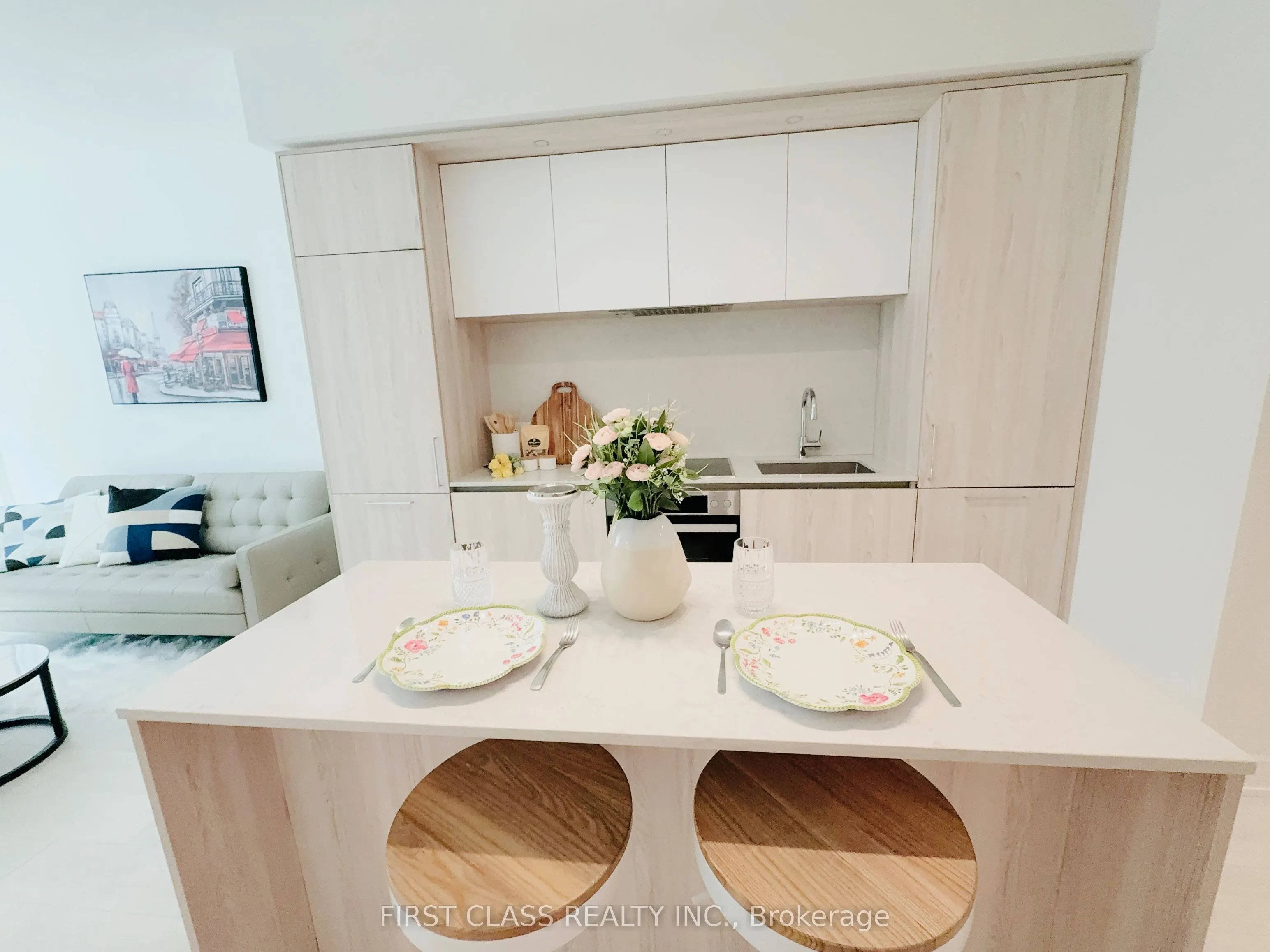 15 Mercer Street, #806