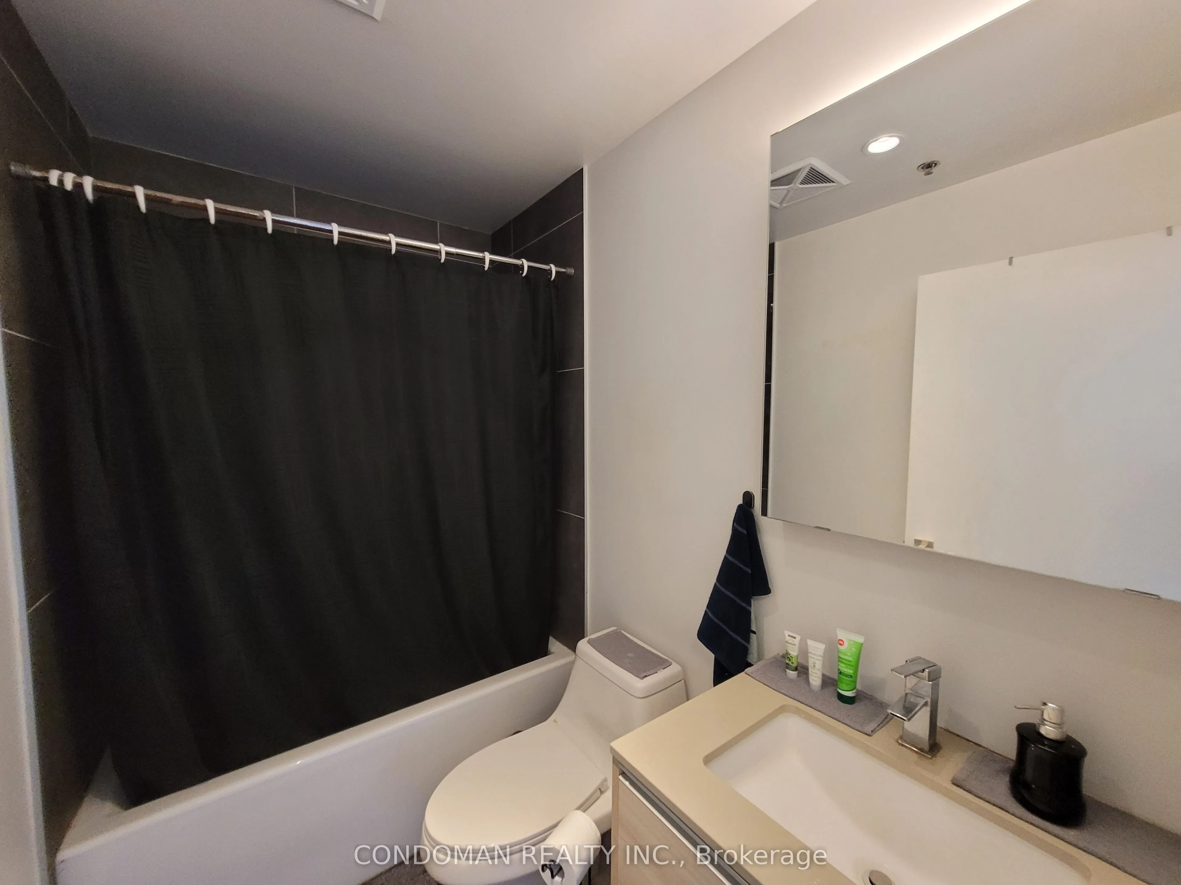 20 Minowan Miikan Lane, #705