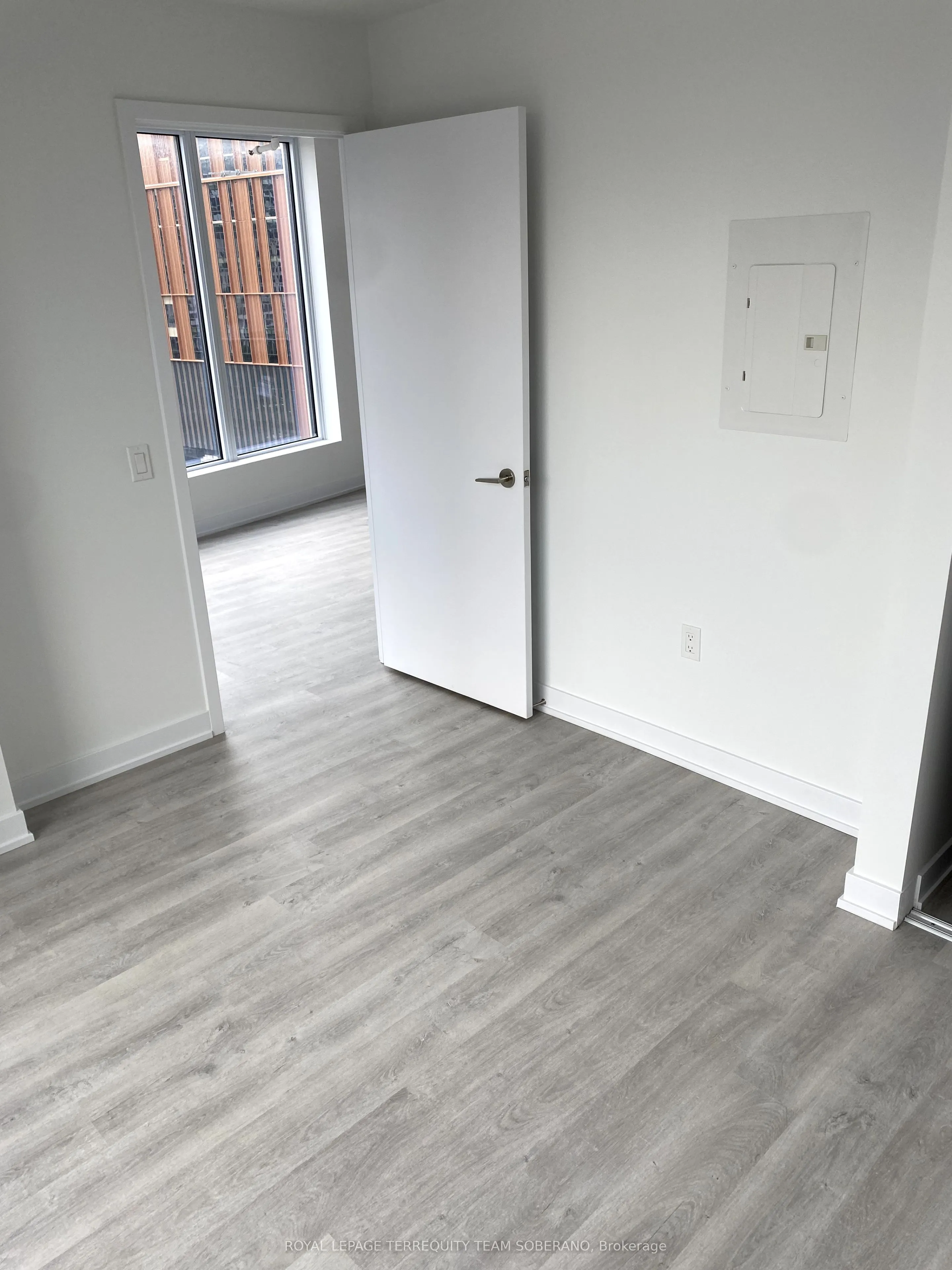 15 Richardson Street, #905