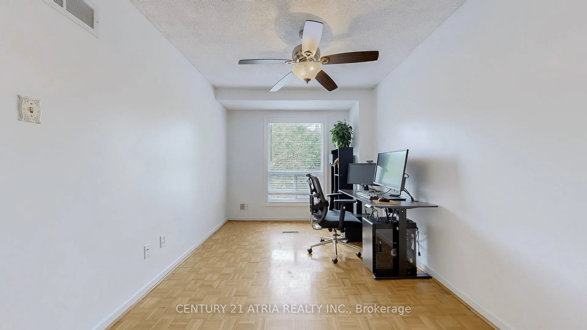 80 Spire Hillway, #23