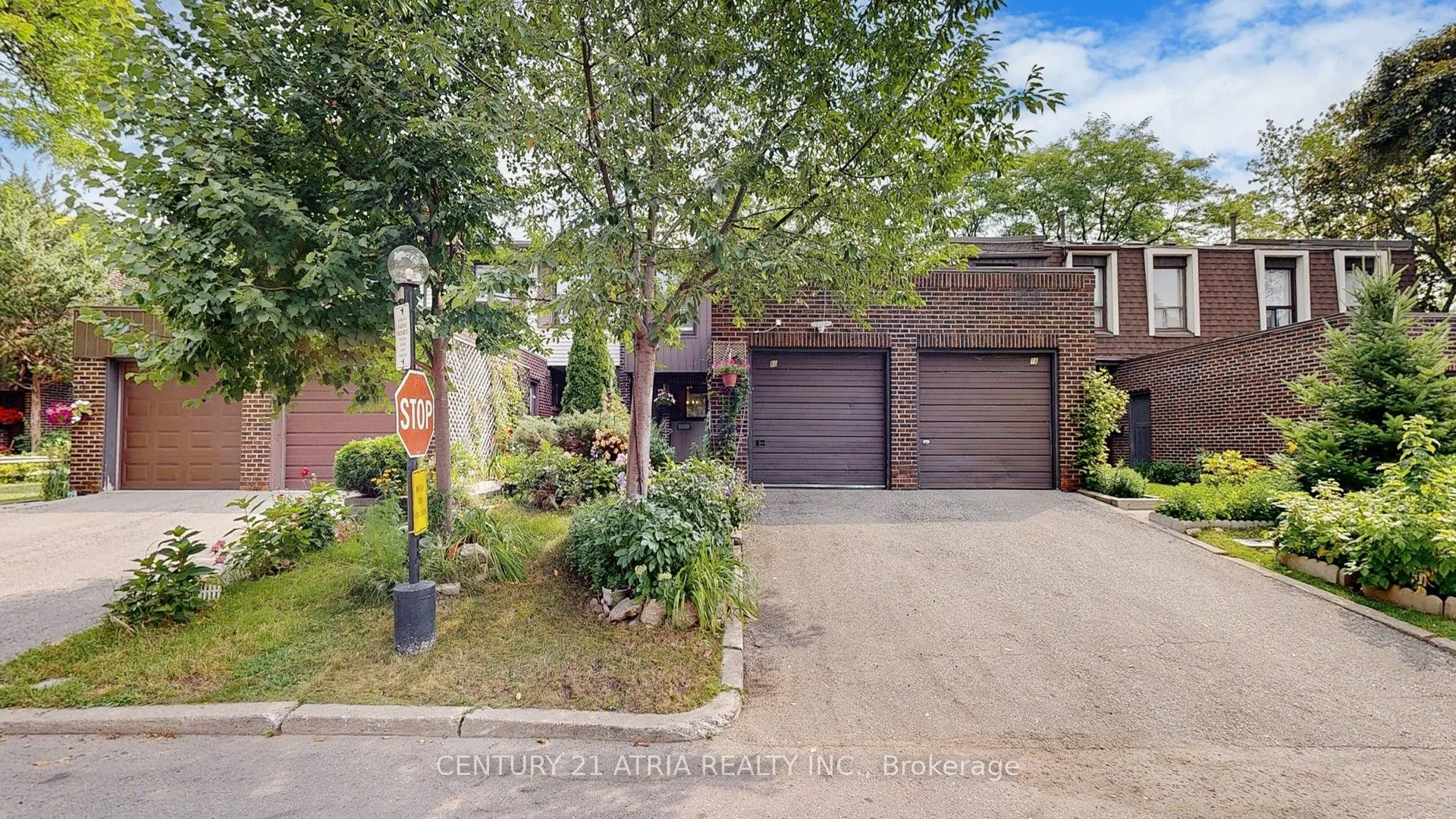 80 Spire Hillway, #23