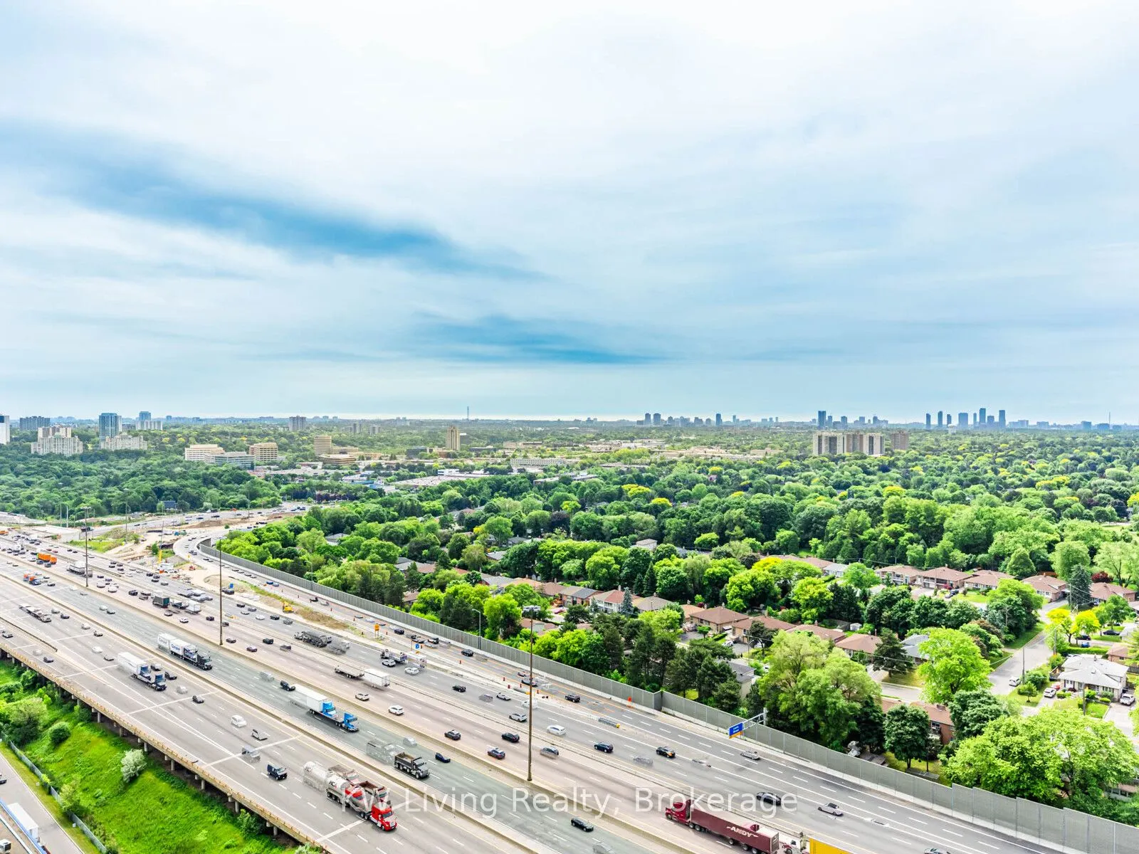 115 McMahon Drive, #2806