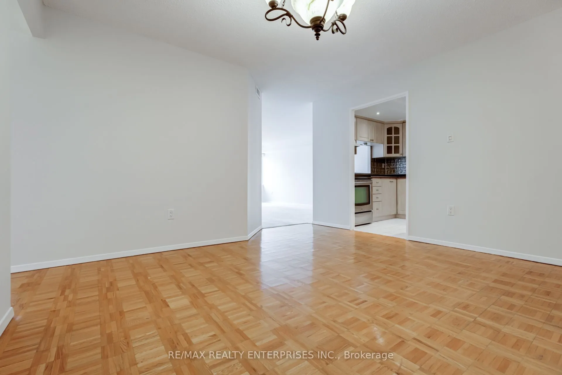55 Skymark Drive, #205