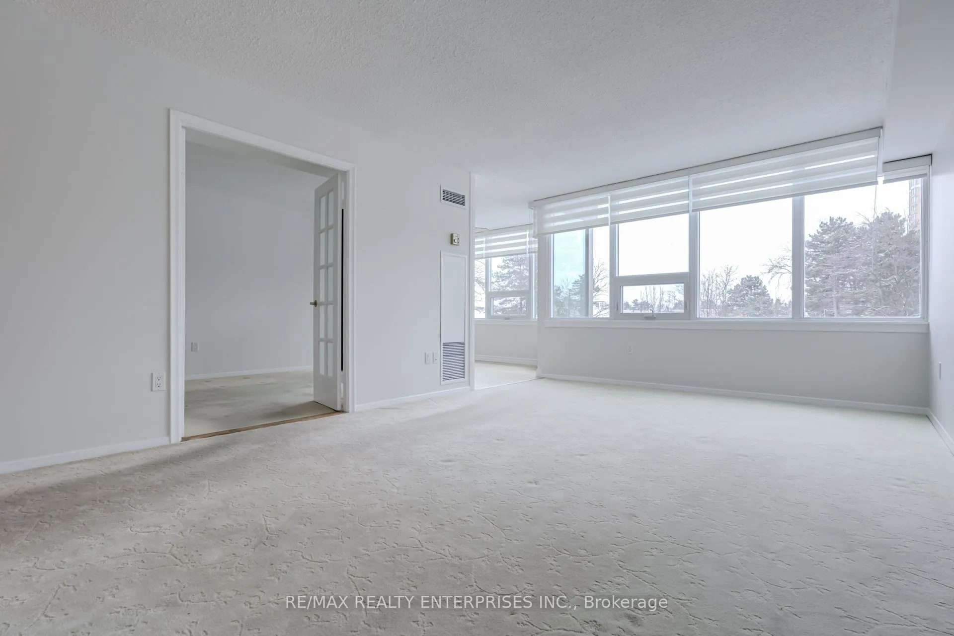 55 Skymark Drive, #205