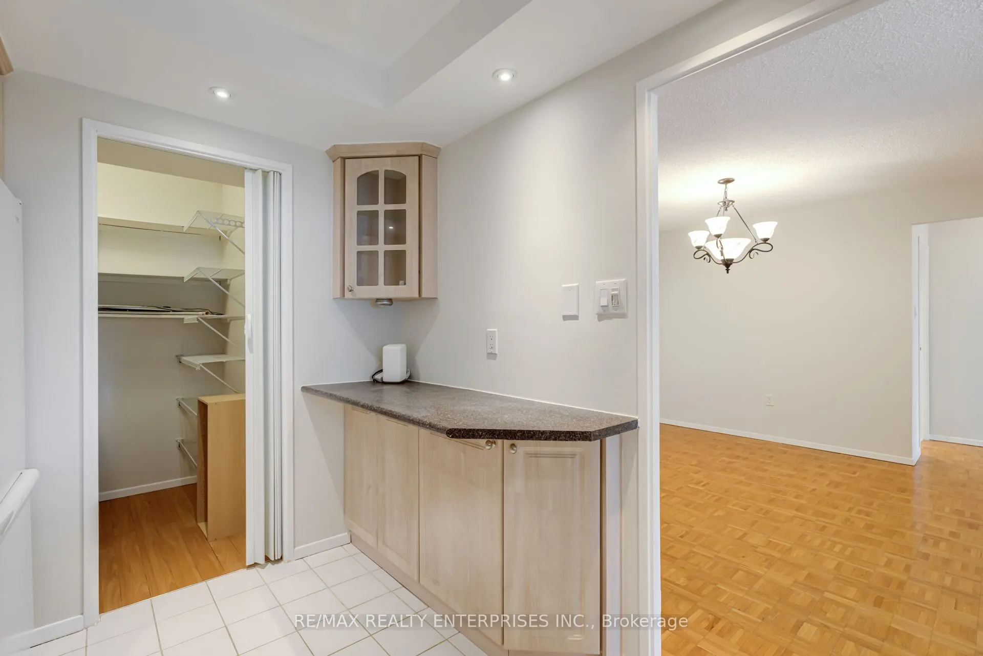 55 Skymark Drive, #205
