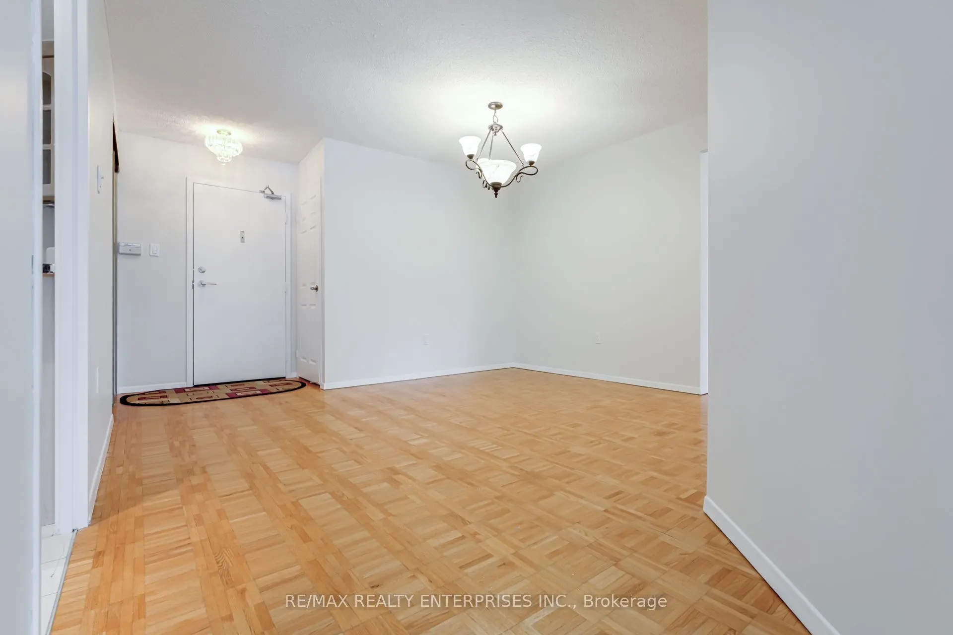 55 Skymark Drive, #205