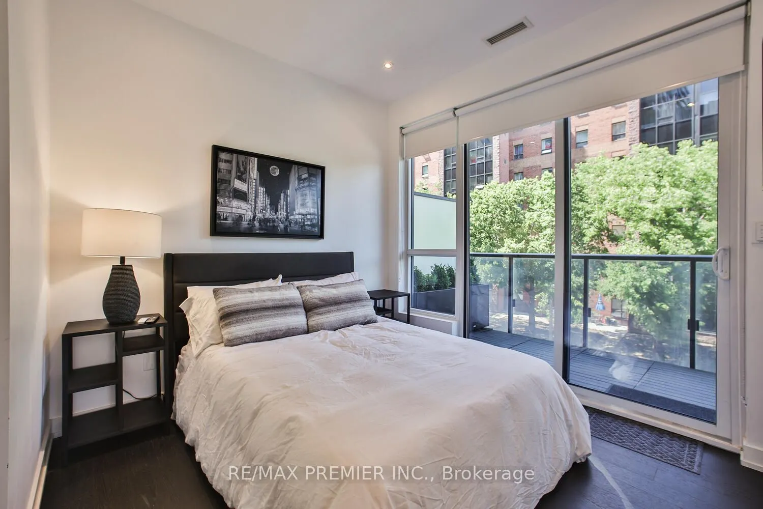 1030 King Street W, #106
