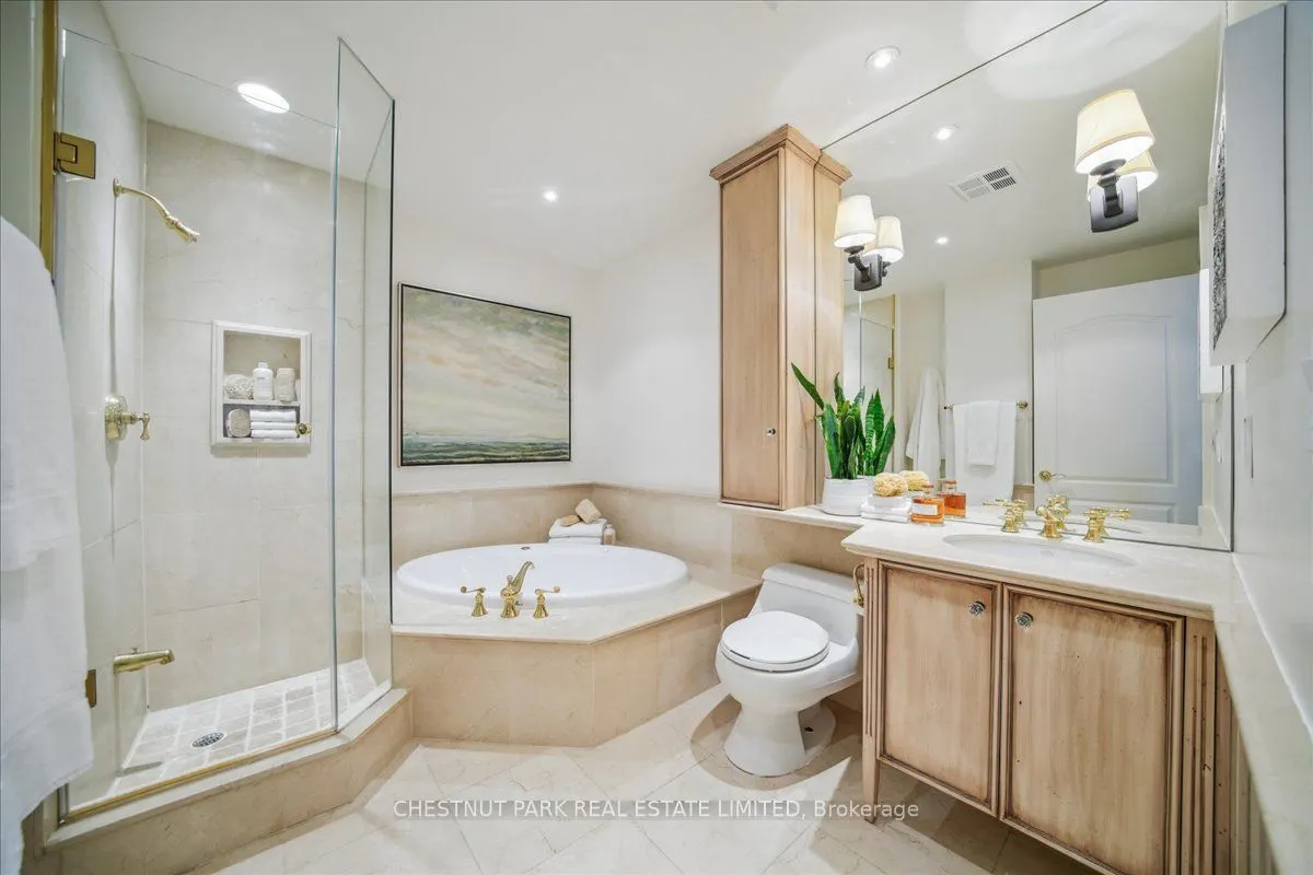 33 Delisle Avenue, #203
