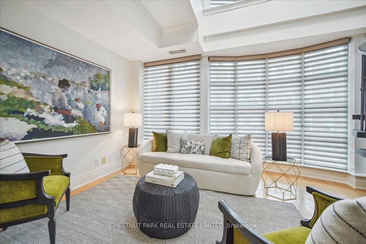 33 Delisle Avenue, #203