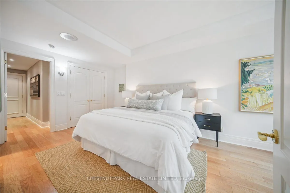 33 Delisle Avenue, #203