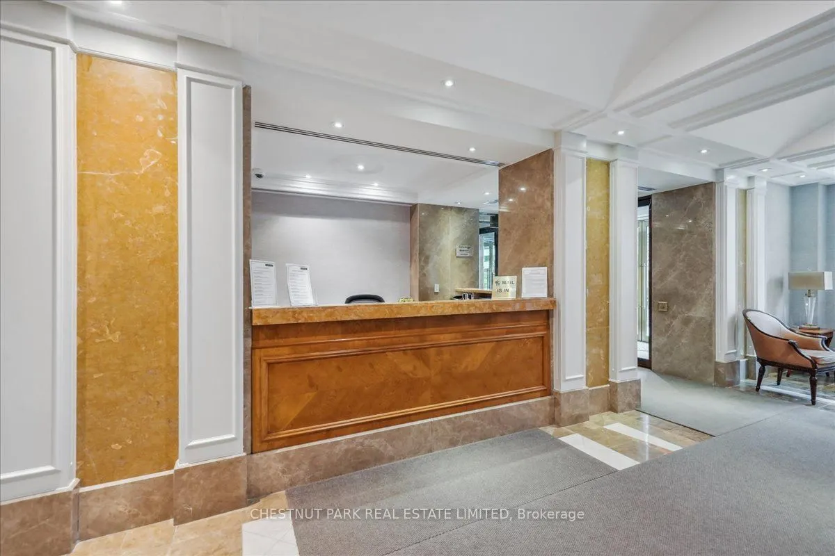 33 Delisle Avenue, #203