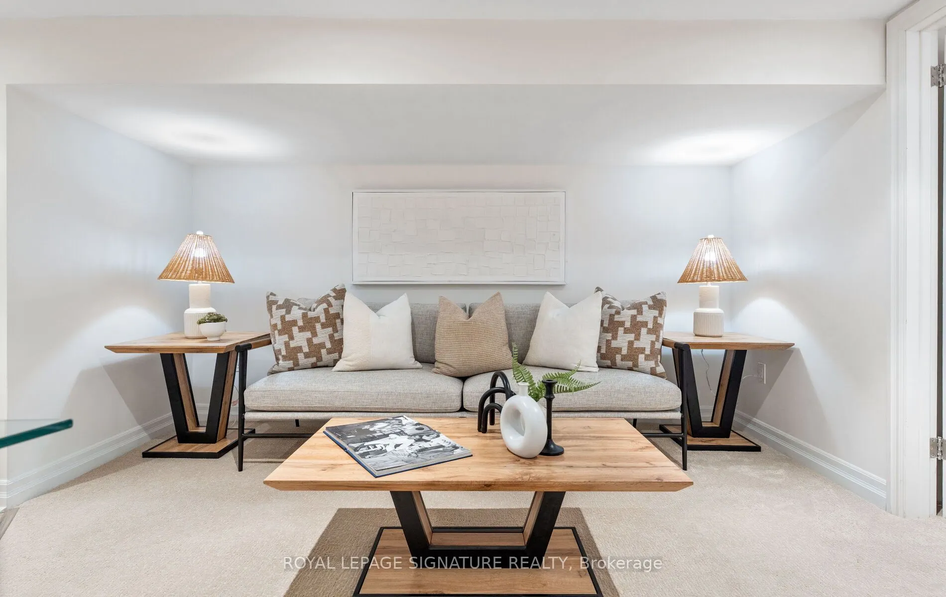 45 Hillsdale Avenue W