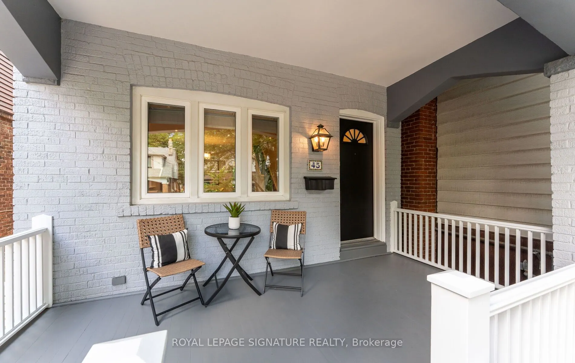 45 Hillsdale Avenue W