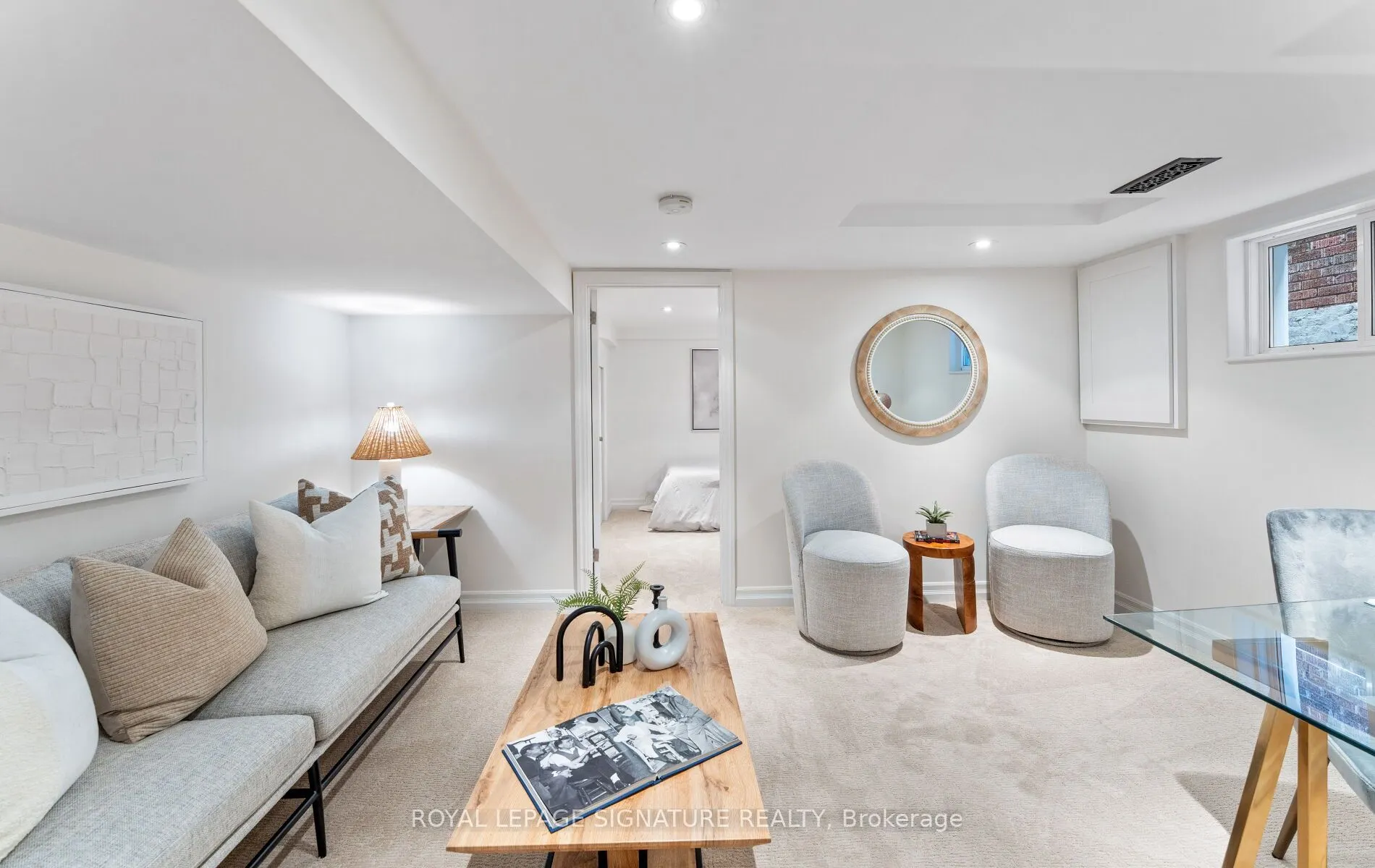 45 Hillsdale Avenue W