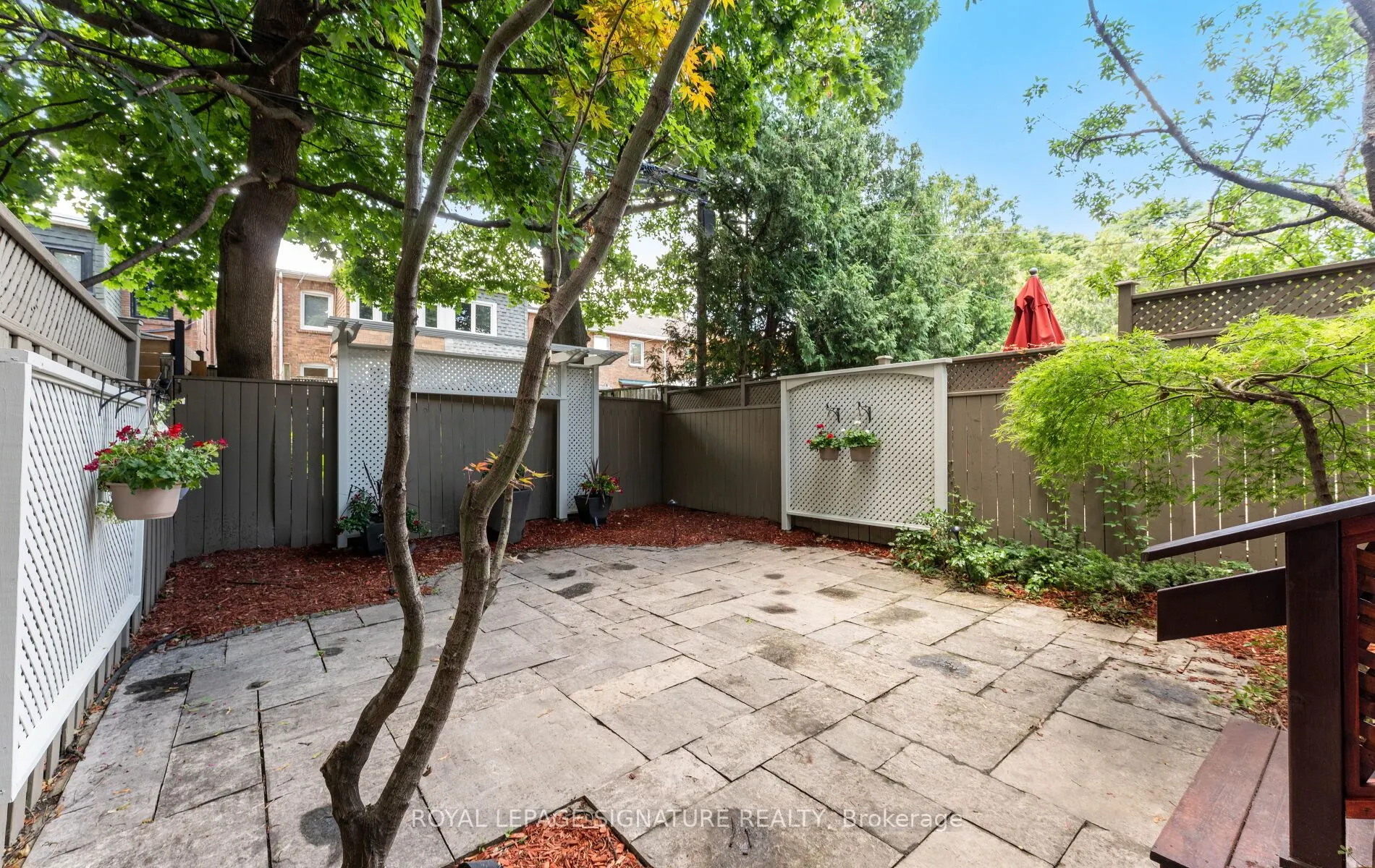 45 Hillsdale Avenue W