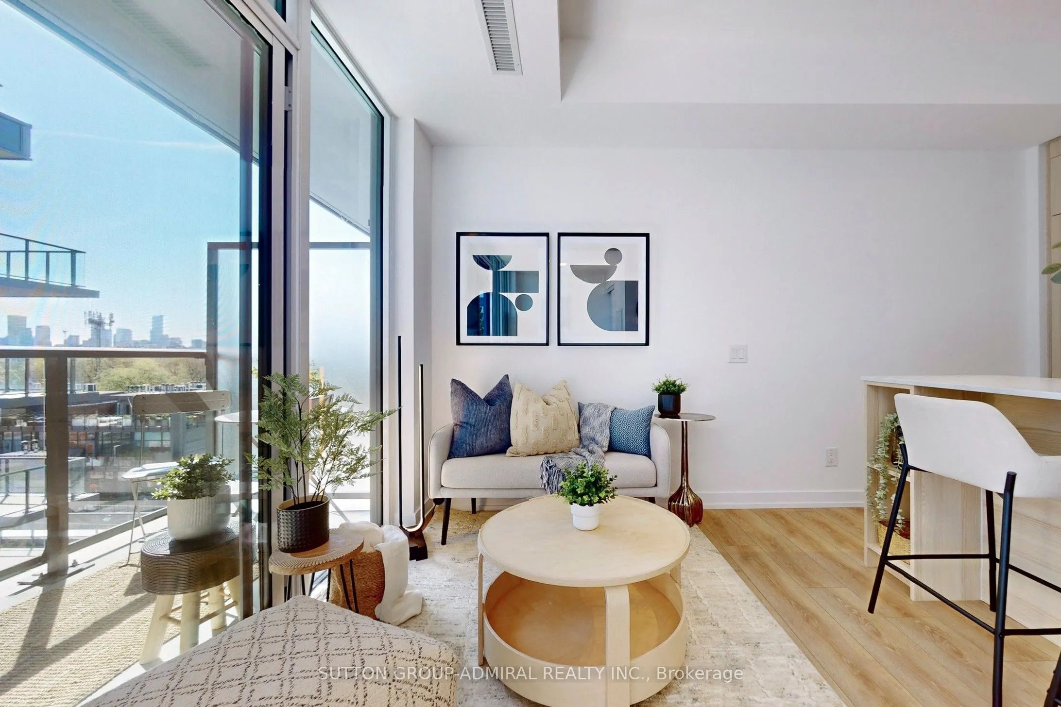 500 Dupont Street, #602