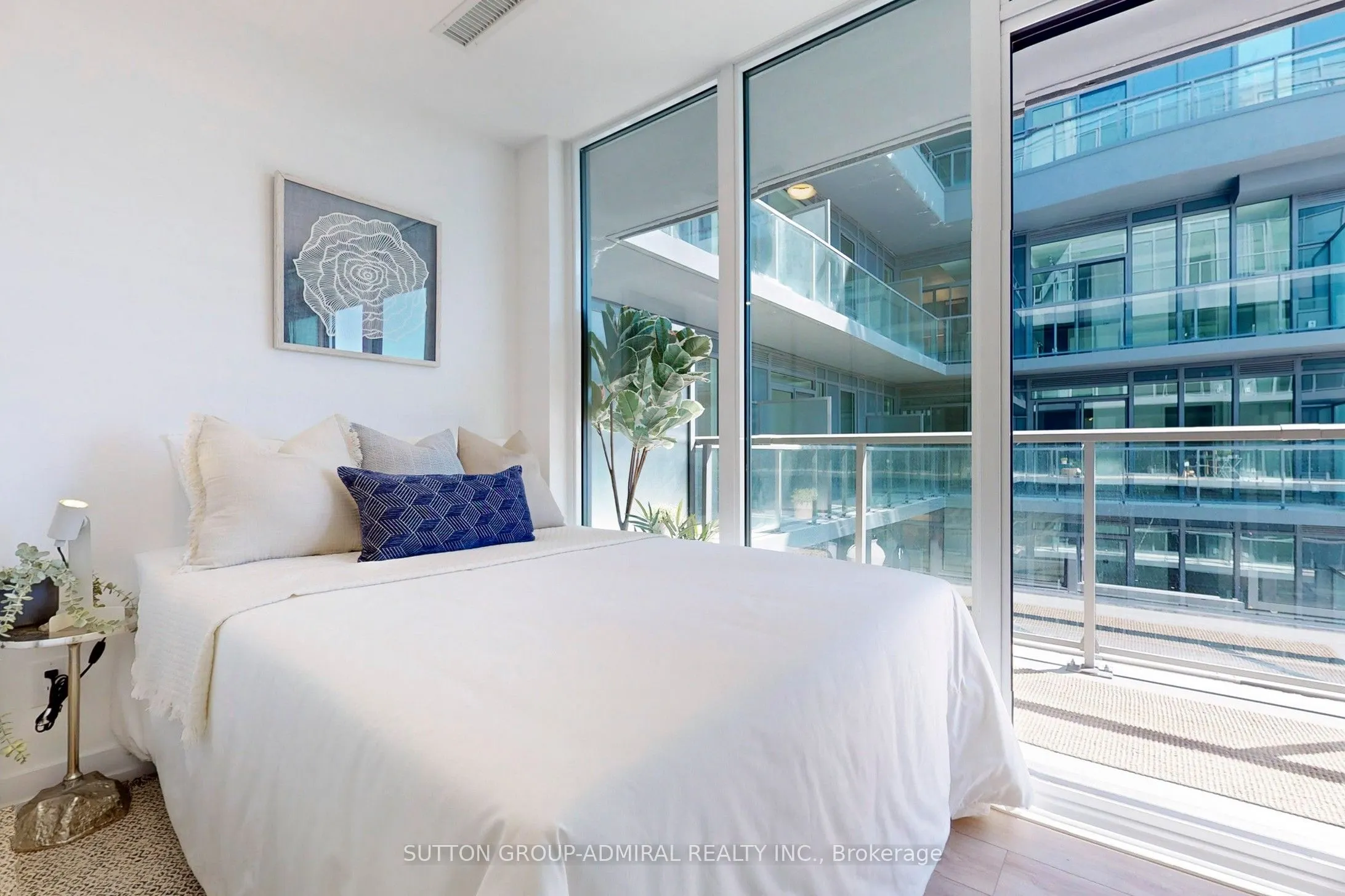 500 Dupont Street, #602