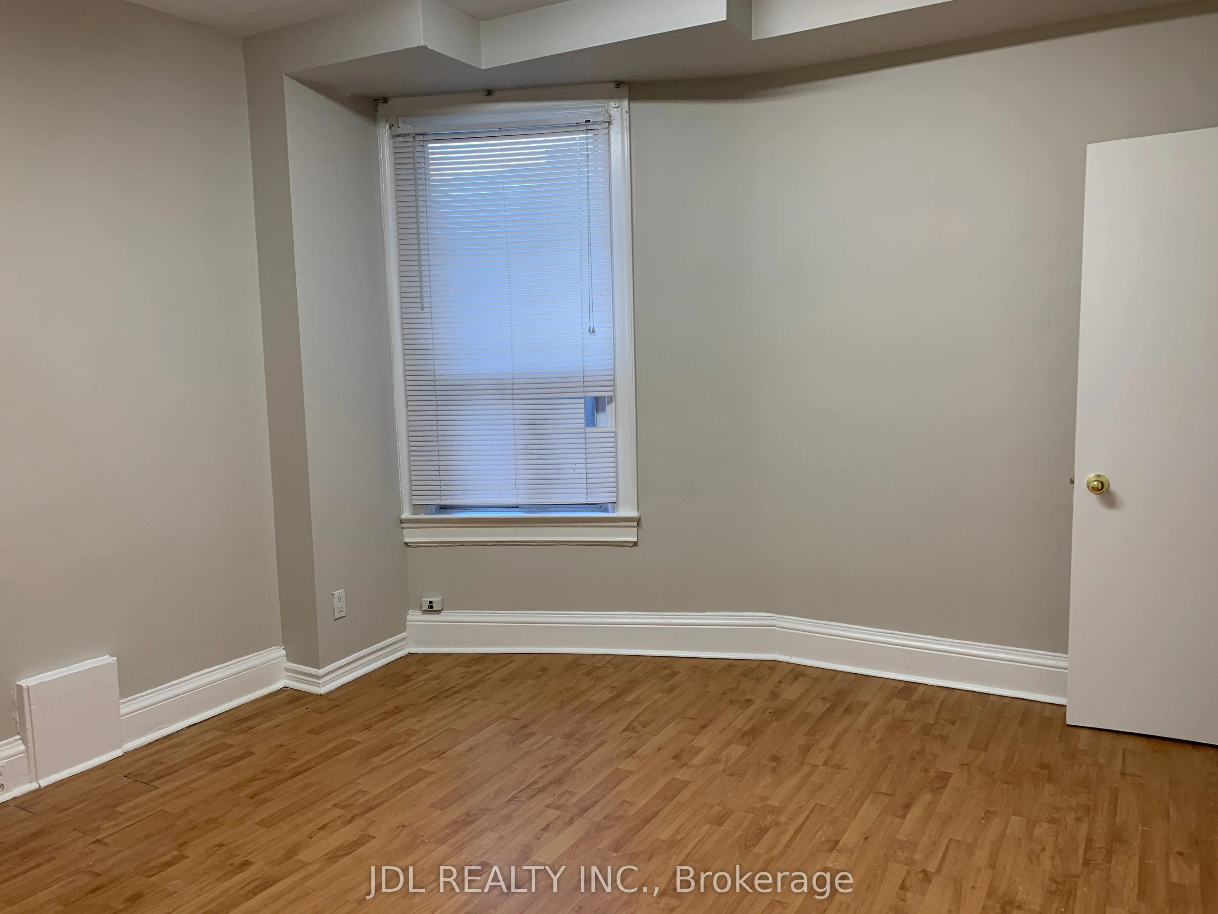 593 Bathurst Street, #Second and Thirty Floor