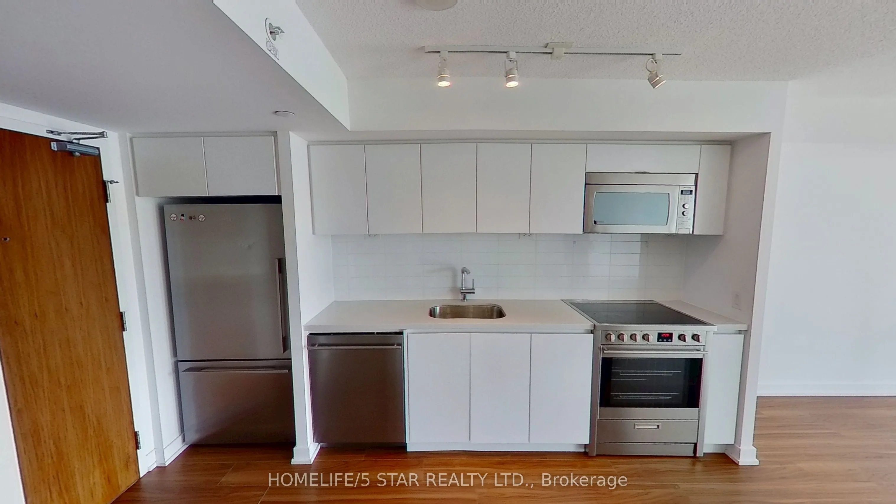 75 QUEENS WHARF Road, #910