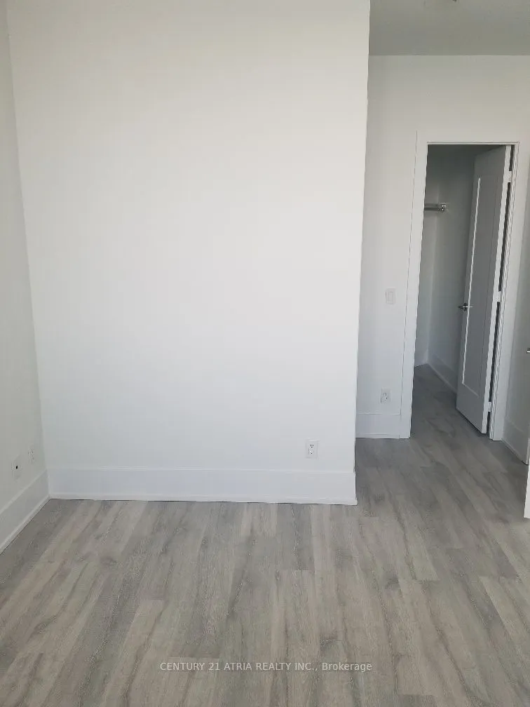 1 Edgewater Drive, #605