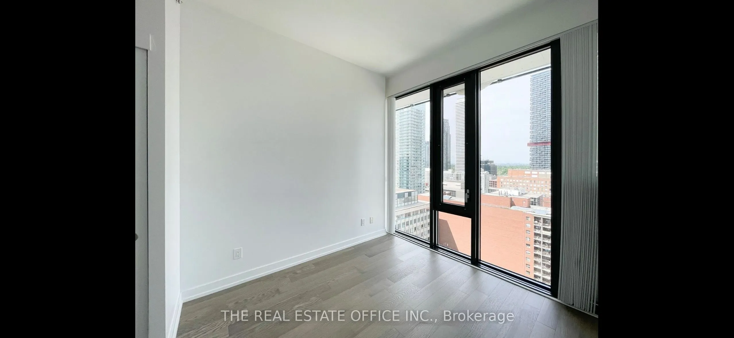 161 Roehampton Avenue, #2113