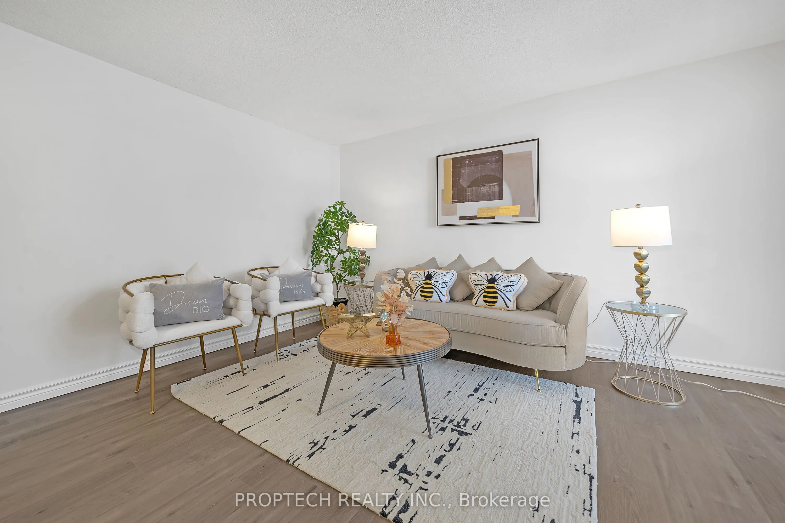 5795 Yonge Street, #204
