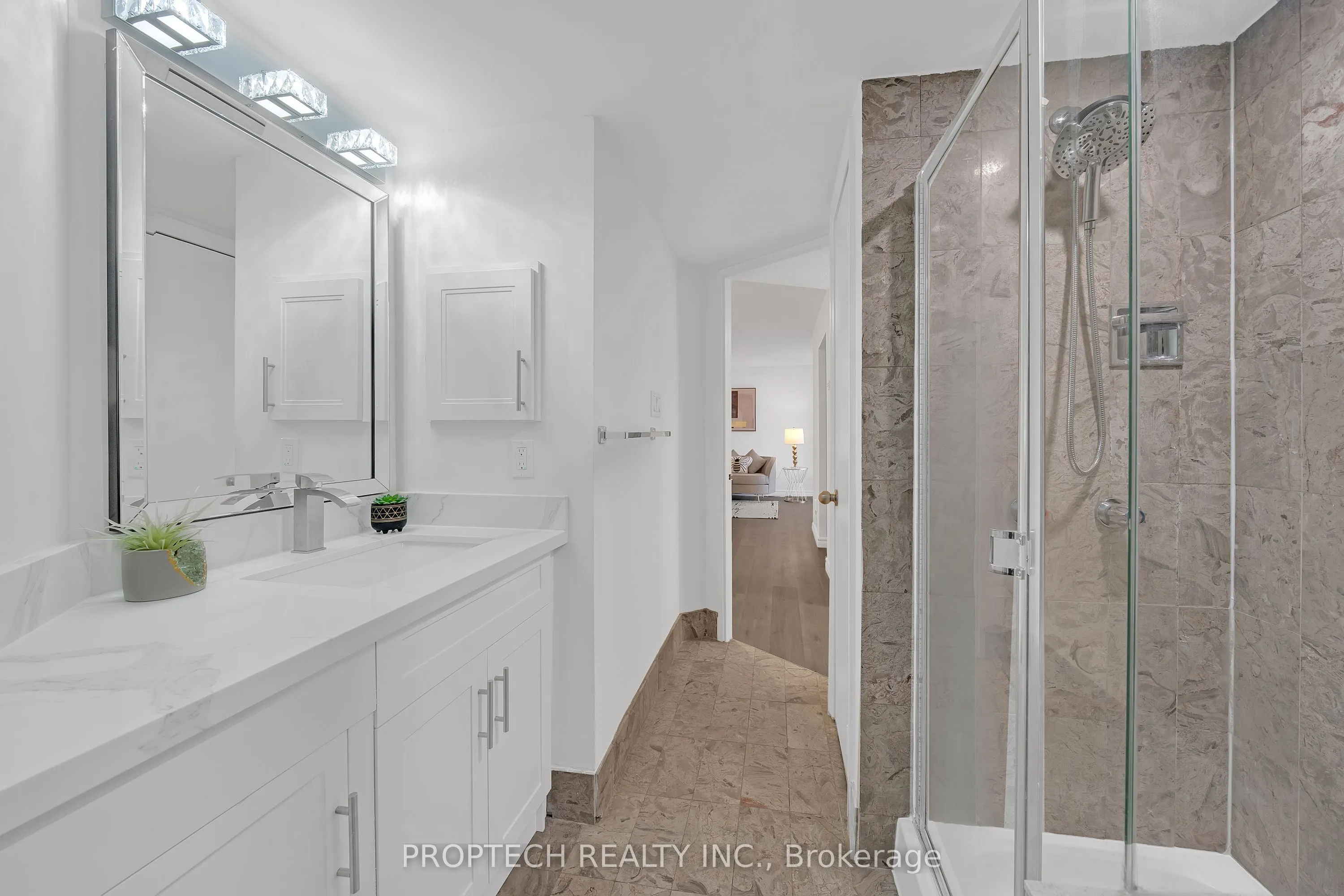 5795 Yonge Street, #204