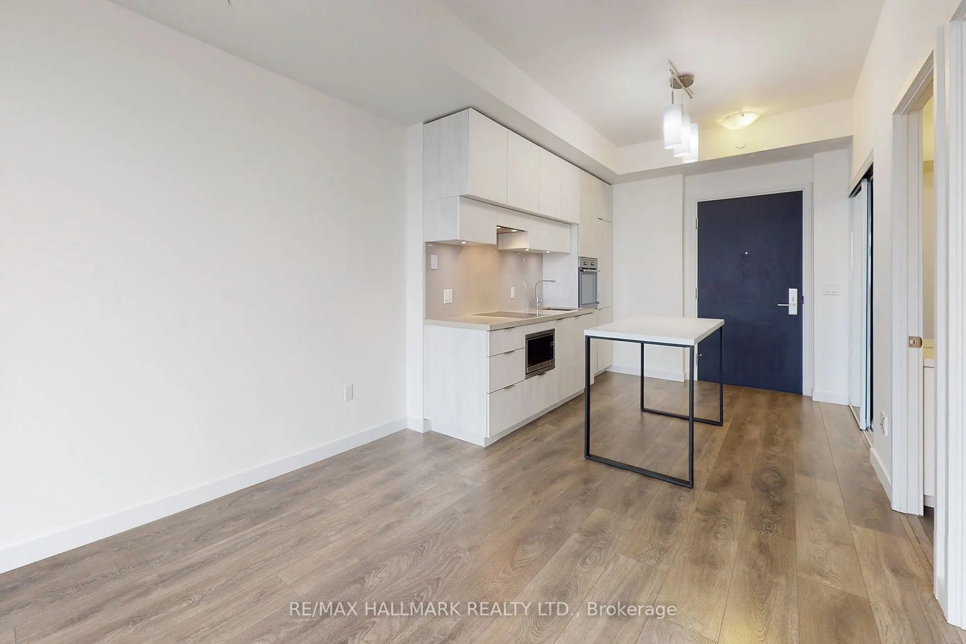 8 Eglinton Avenue E, #4203