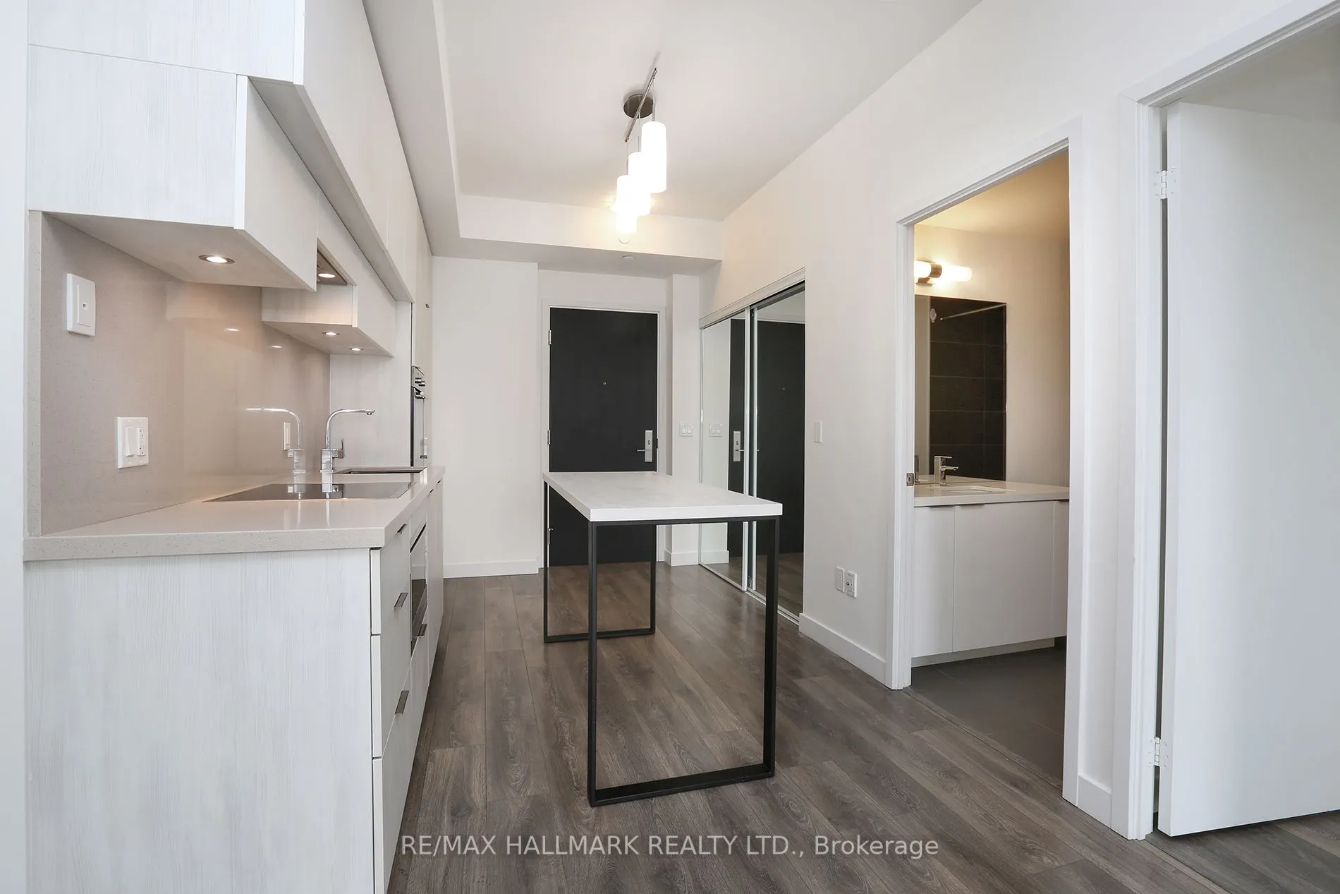 8 Eglinton Avenue E, #4203