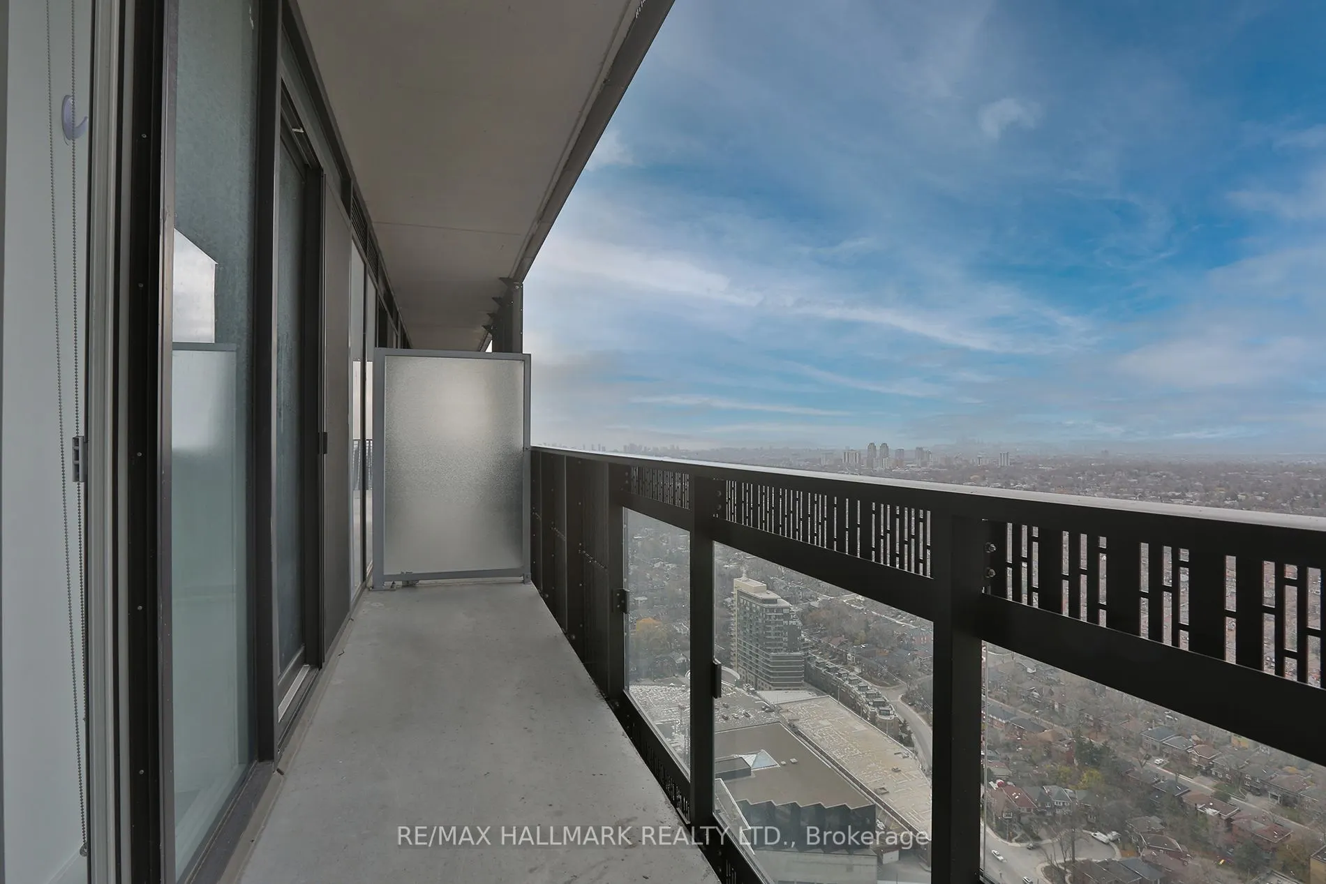 8 Eglinton Avenue E, #4203