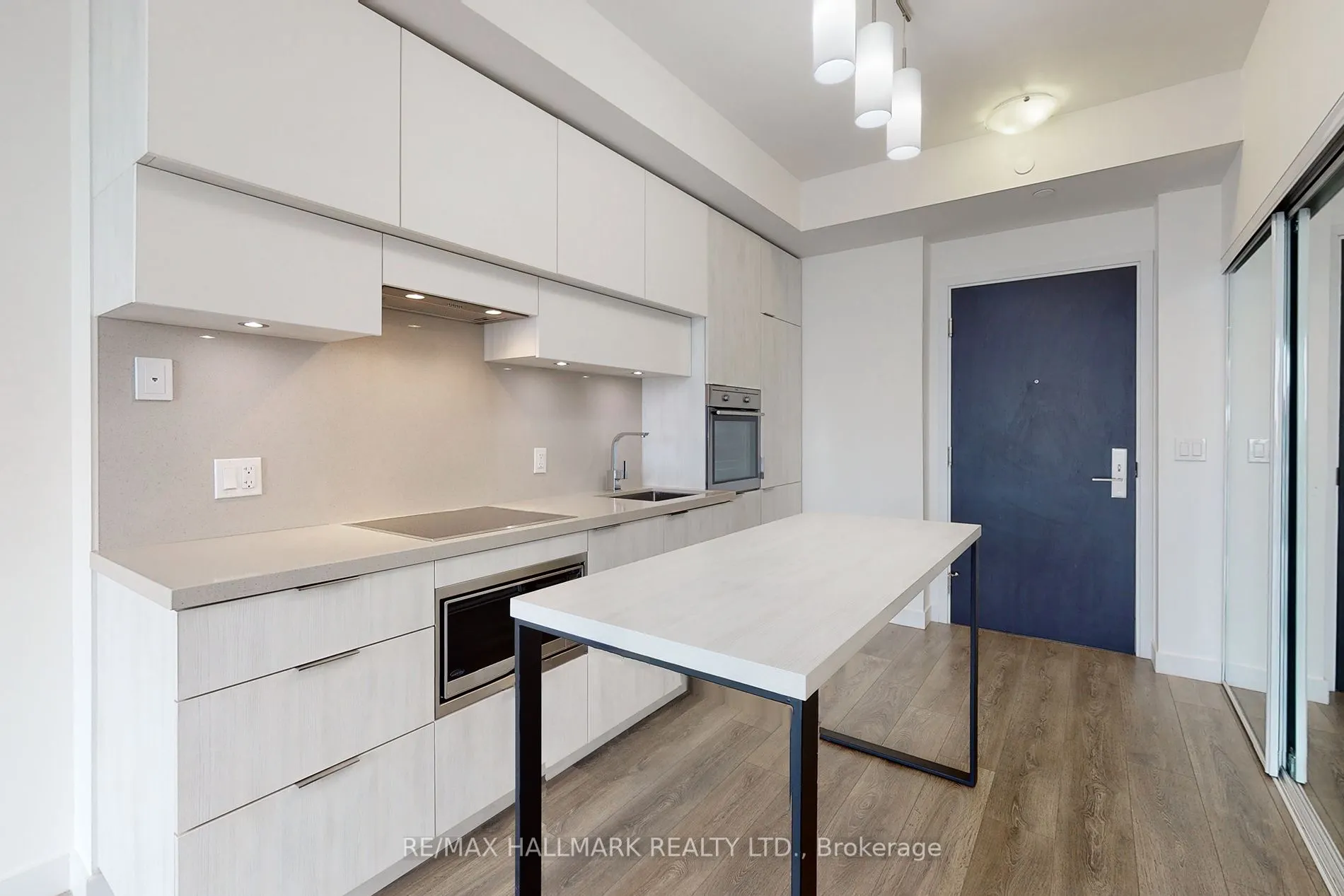 8 Eglinton Avenue E, #4203