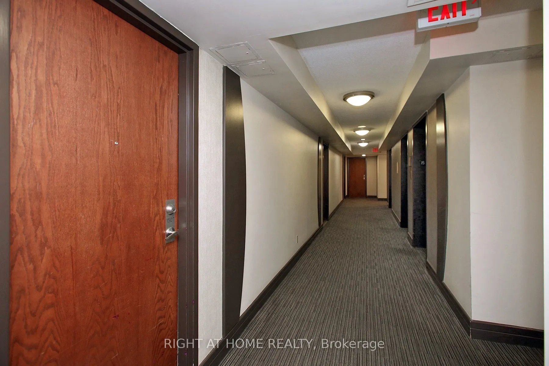 16 Harrison Garden Boulevard, #1507