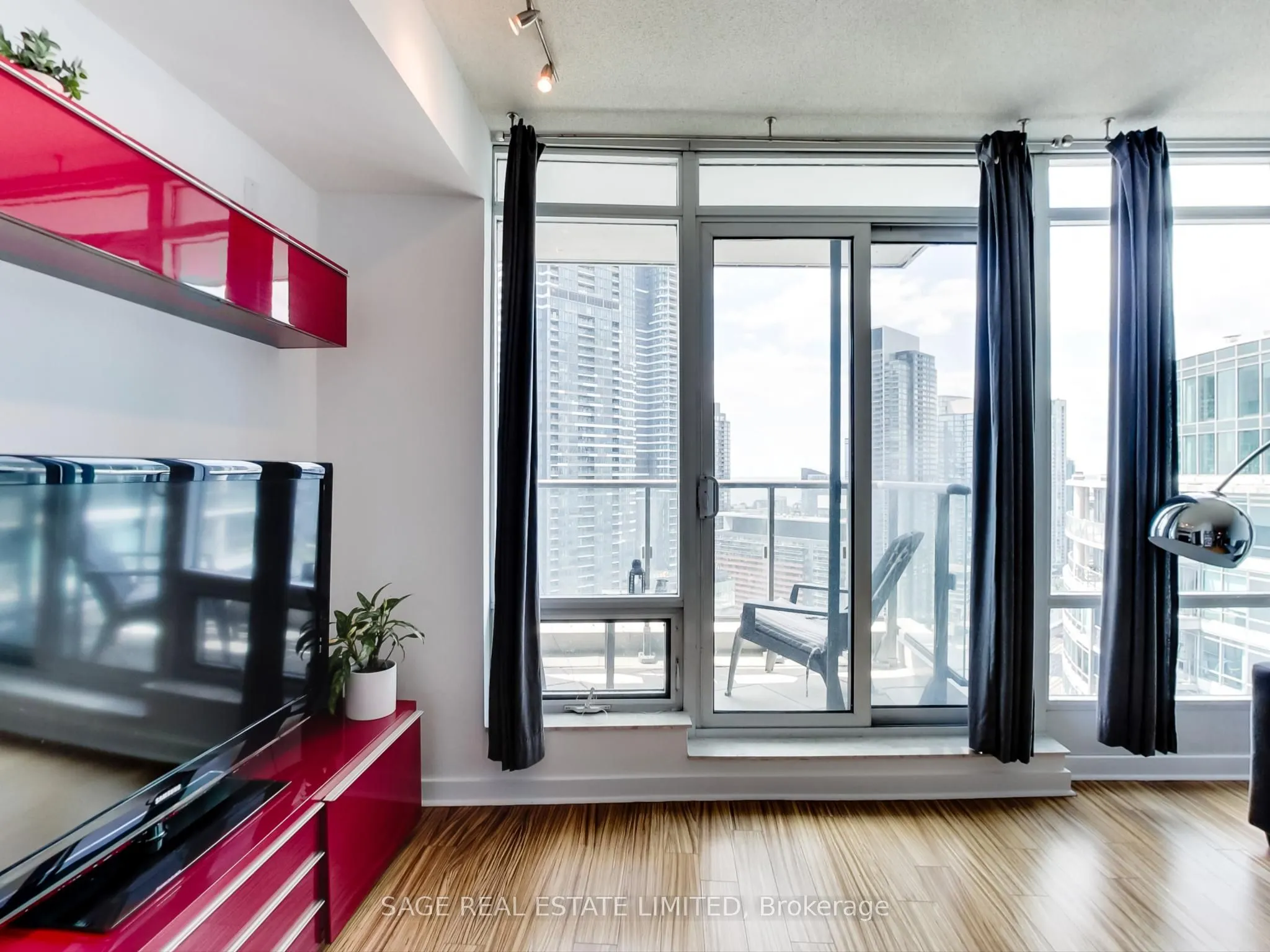 361 Front Street, #3306