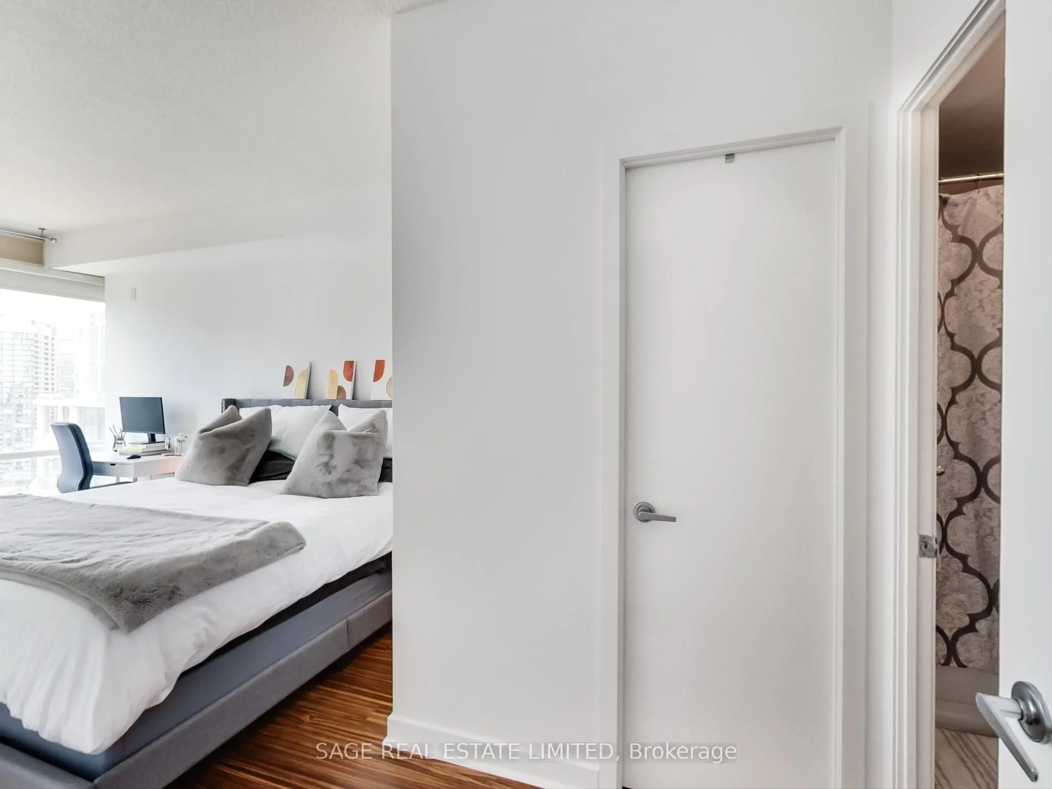361 Front Street, #3306