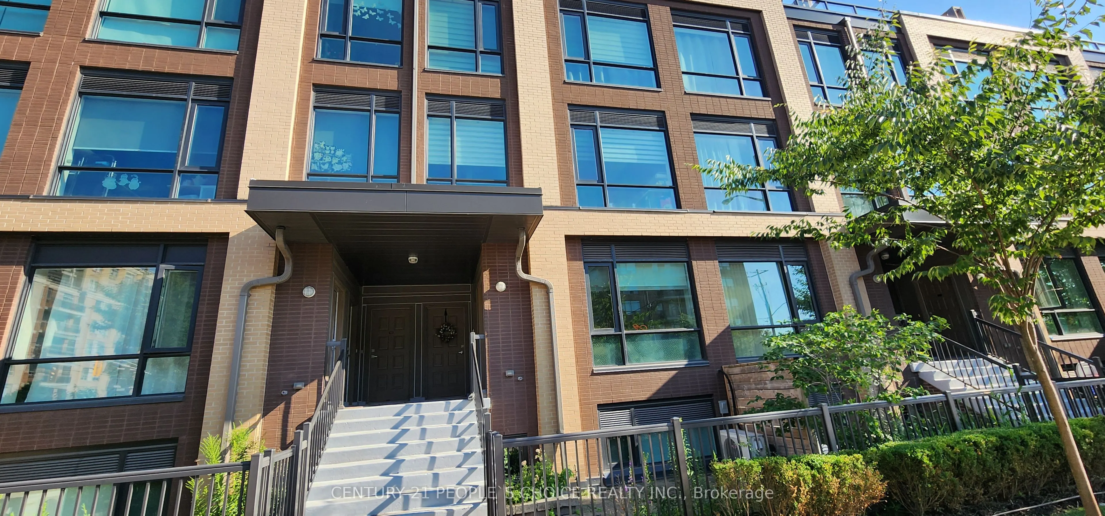 639 Lawrence Avenue W, #207
