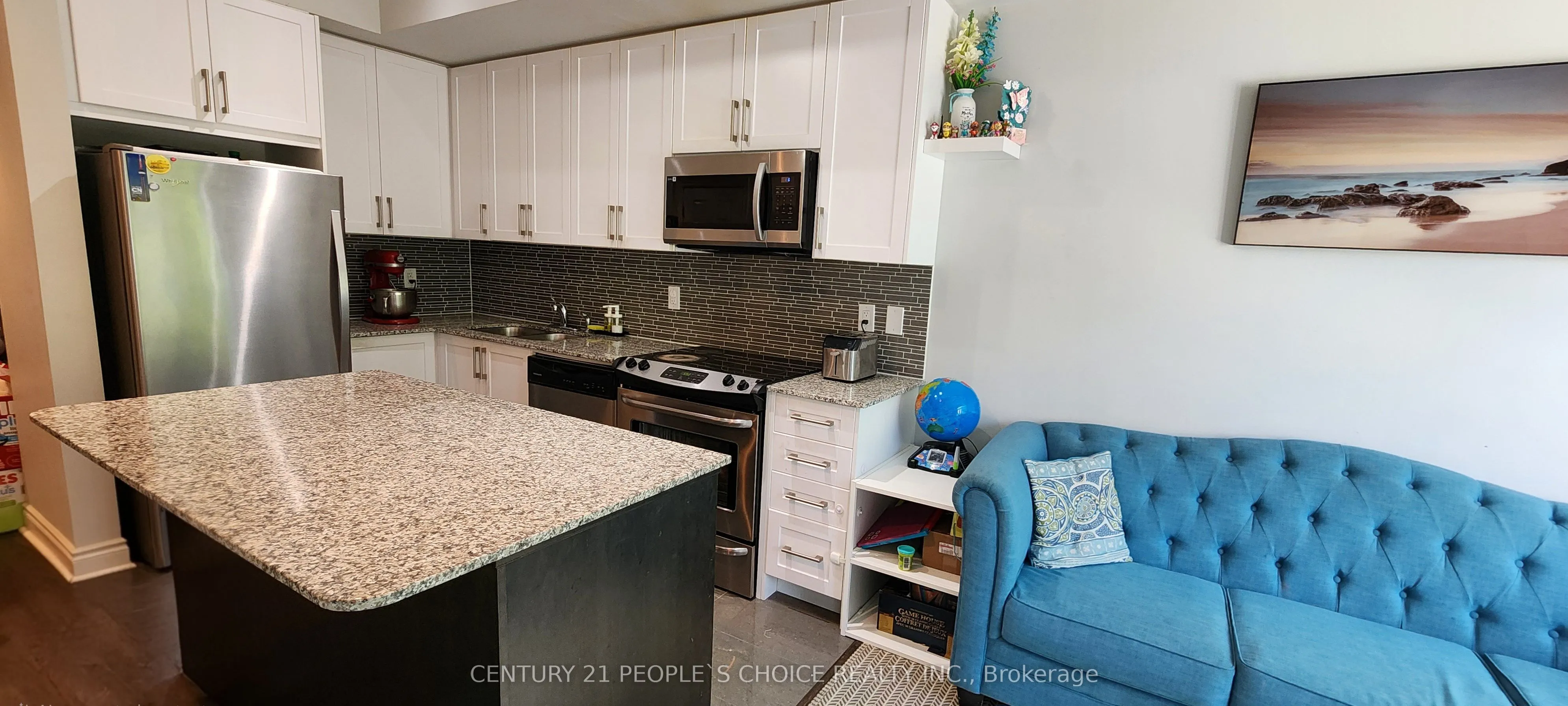 639 Lawrence Avenue W, #207