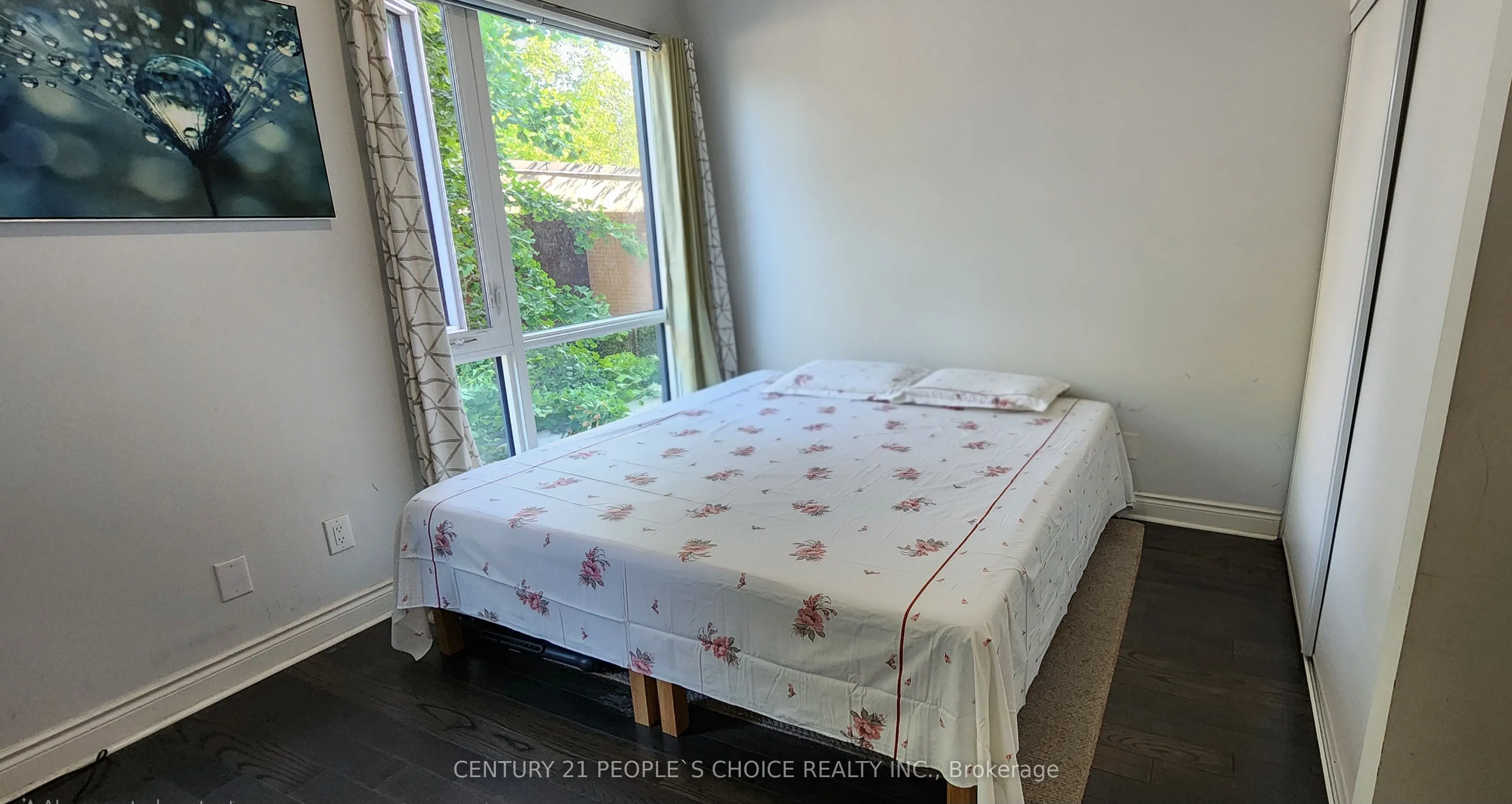639 Lawrence Avenue W, #207