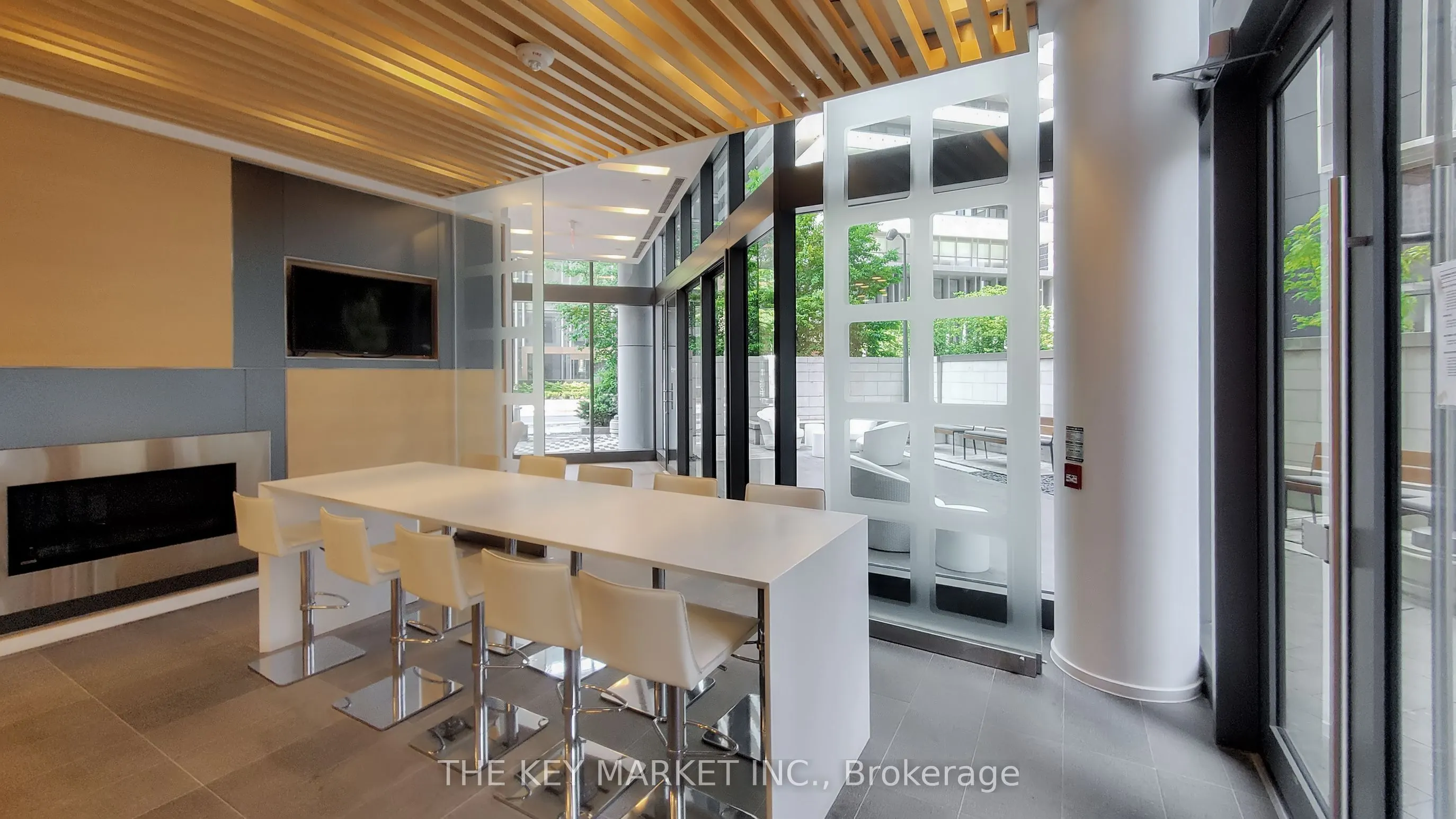 45 Charles Street E, #511