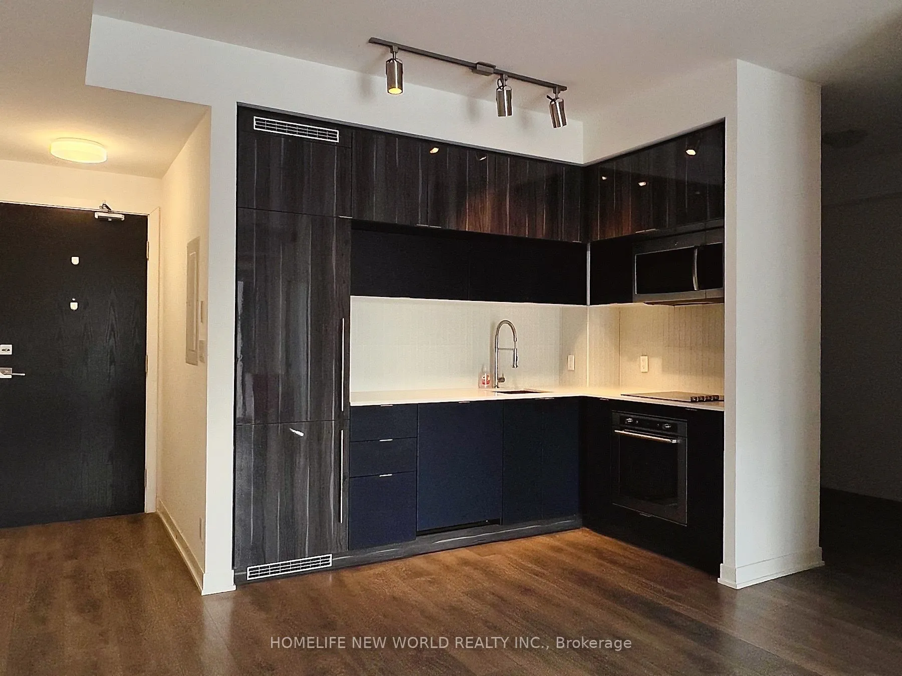28 Avondale Avenue, #1007