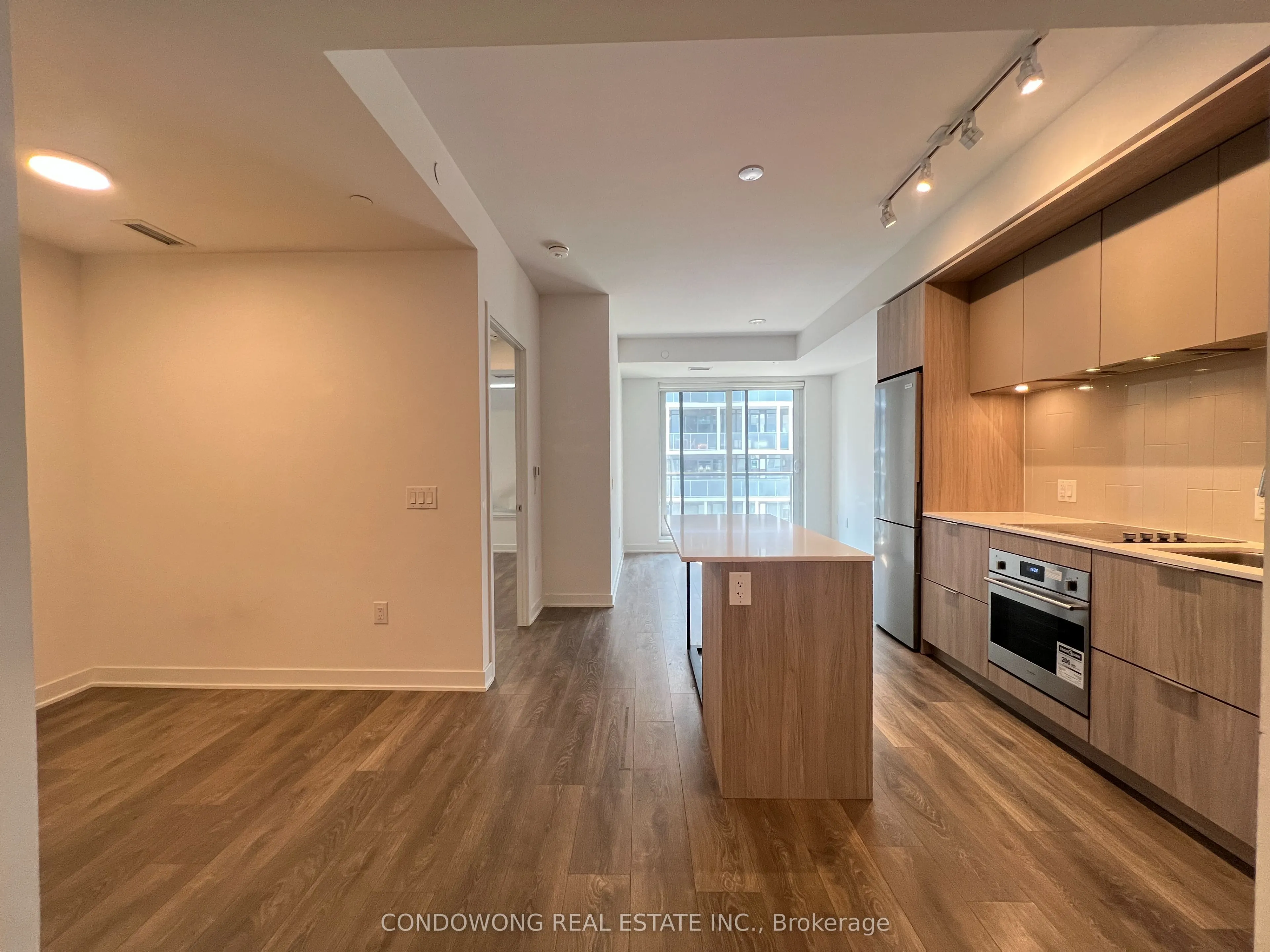 35 Tubman Avenue, #817