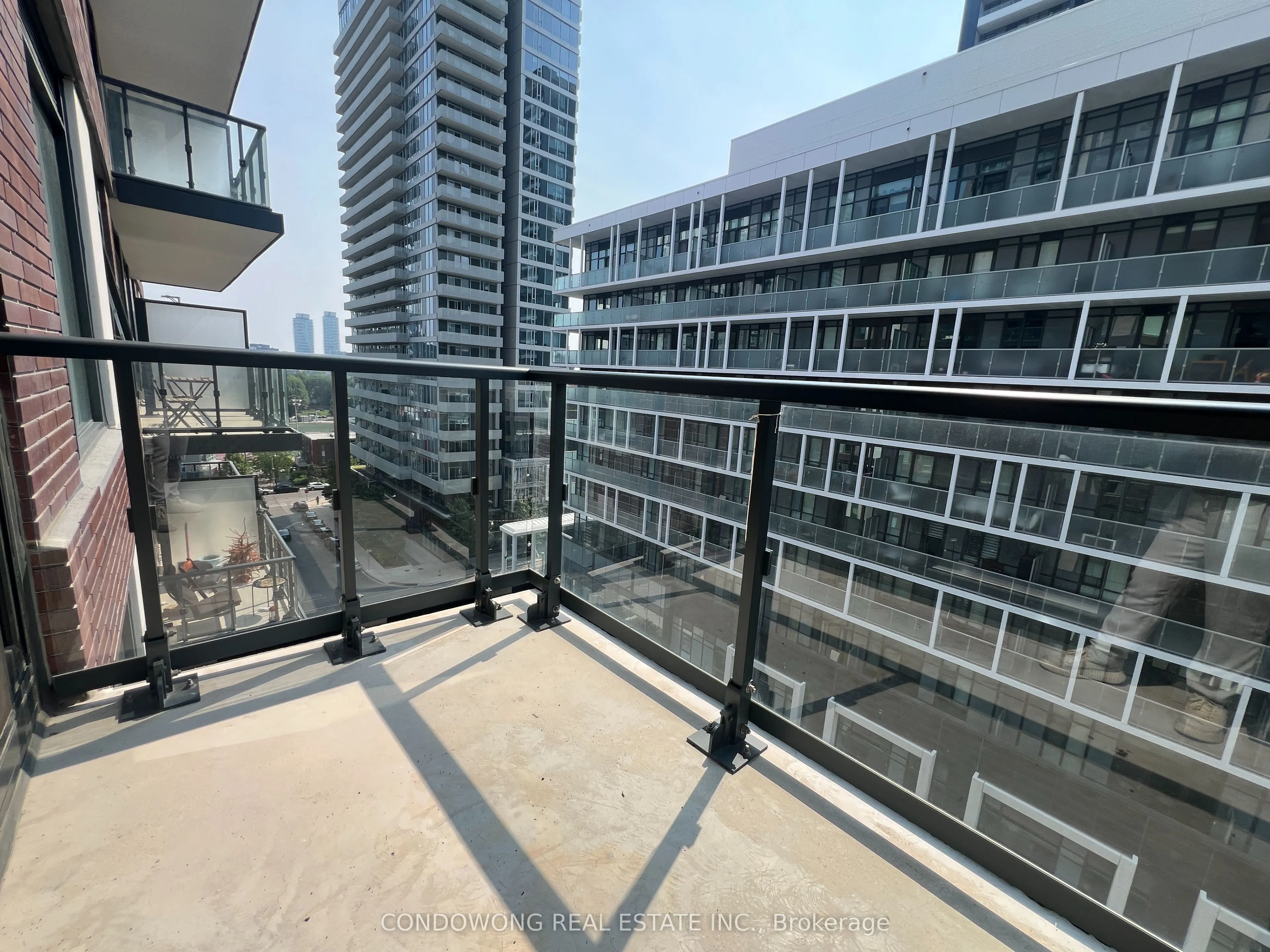 35 Tubman Avenue, #817