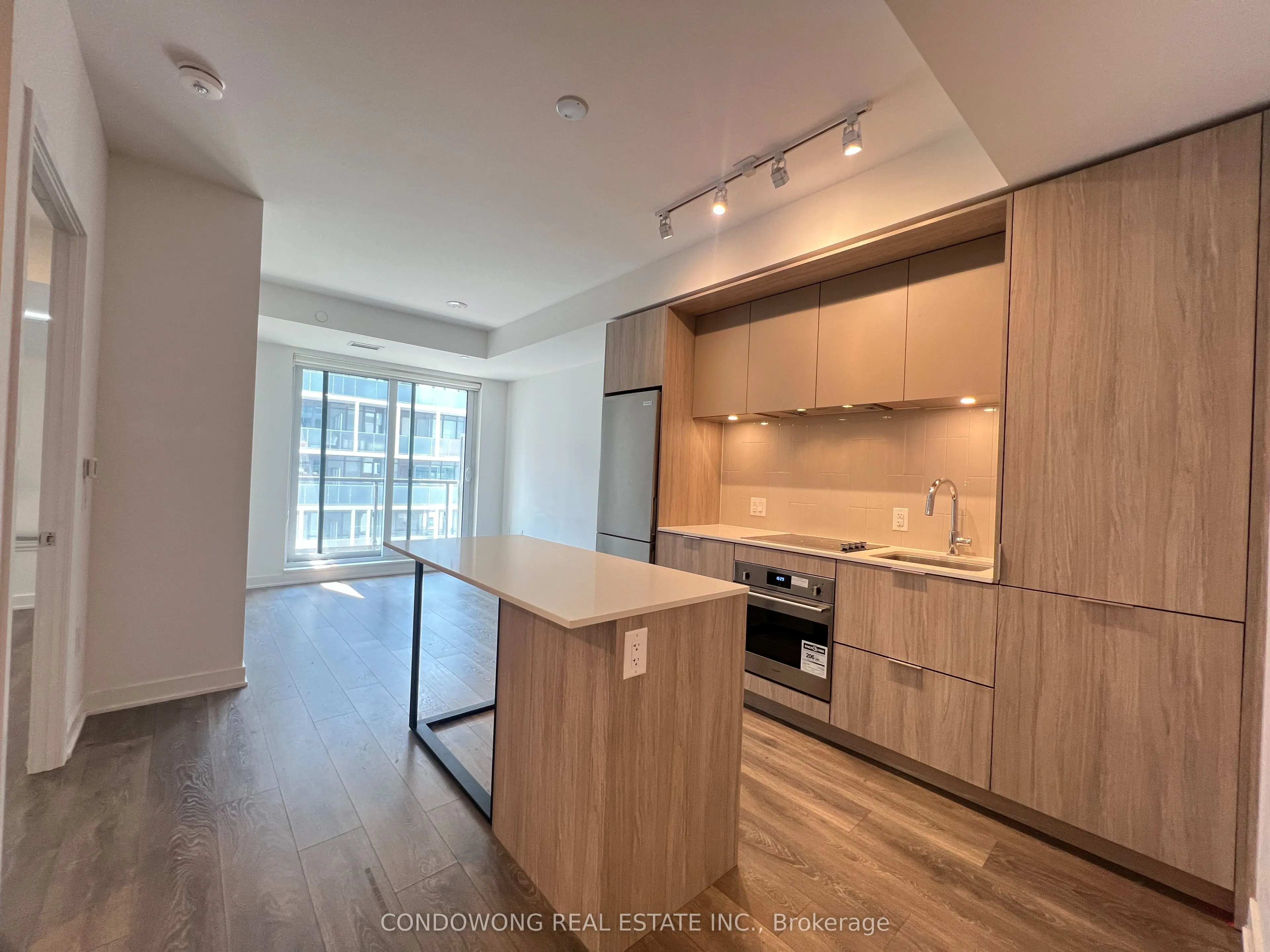 35 Tubman Avenue, #817