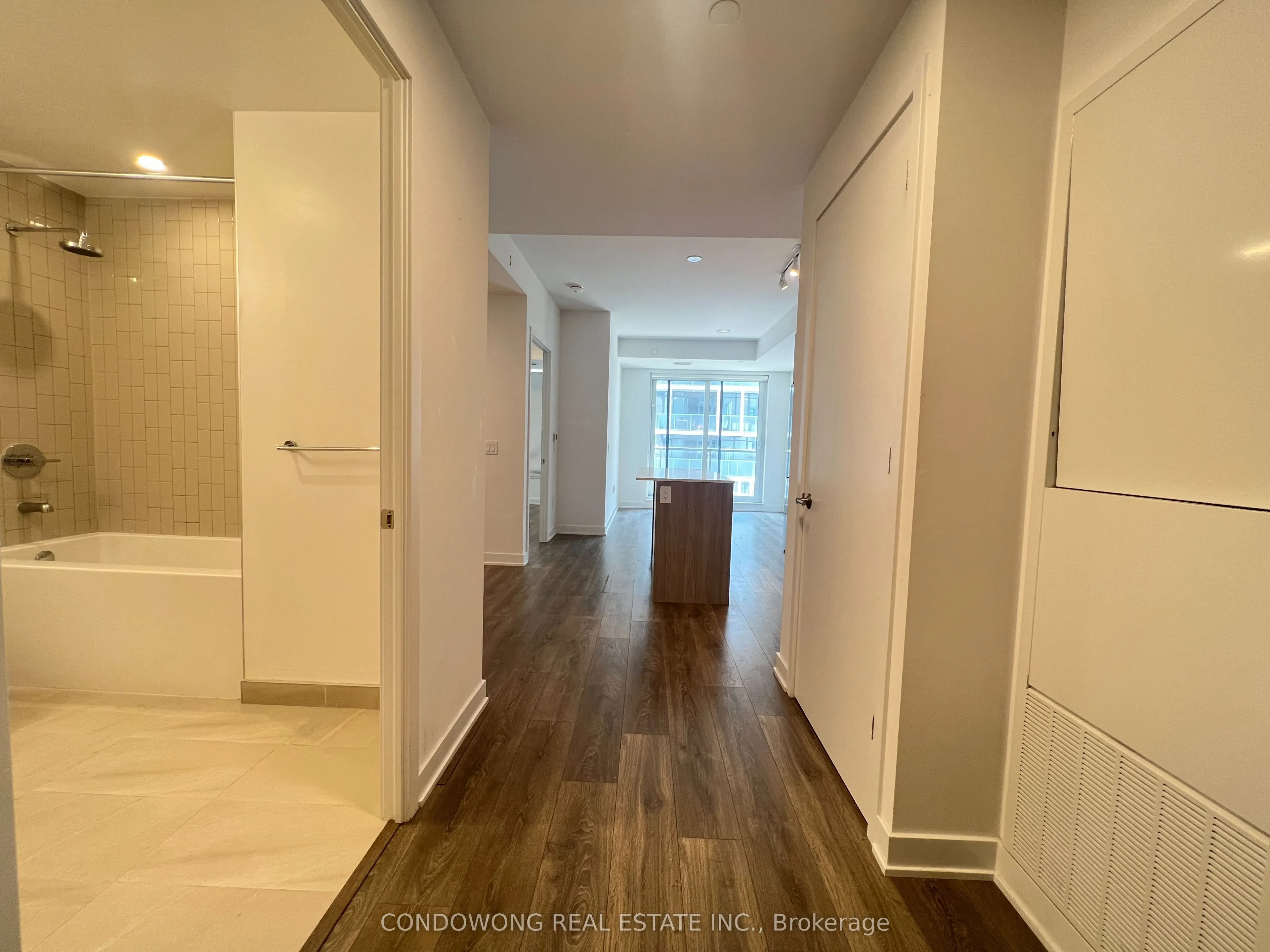 35 Tubman Avenue, #817