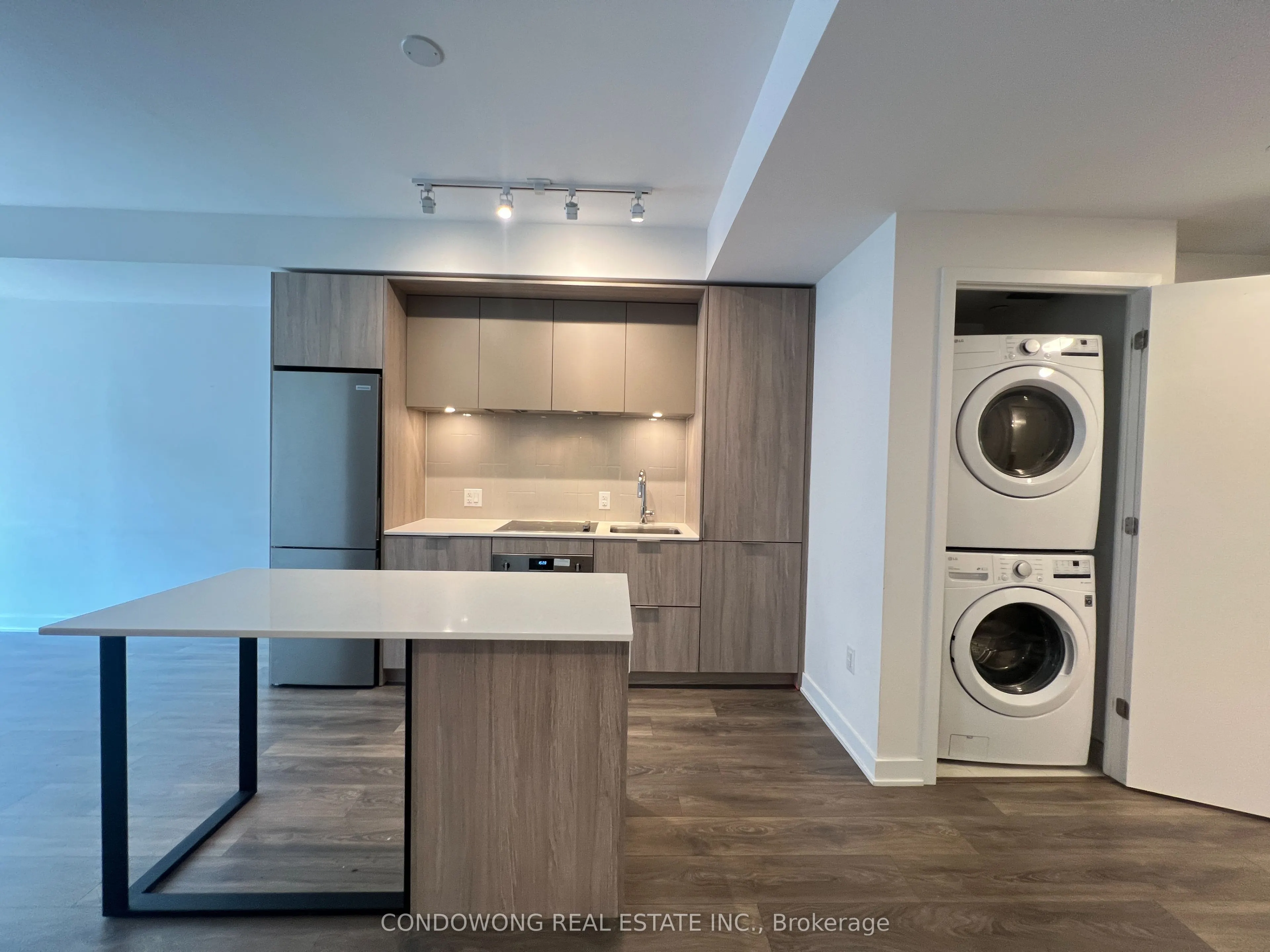 35 Tubman Avenue, #817