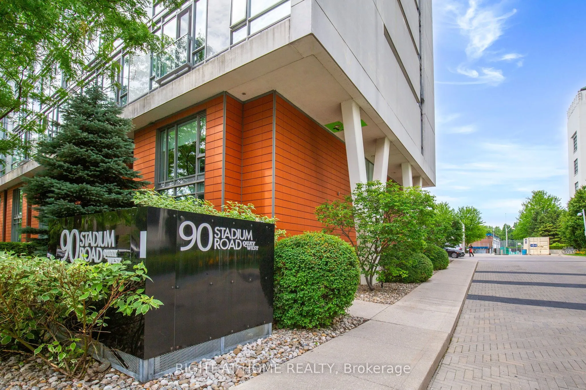 90 Stadium Road, #732