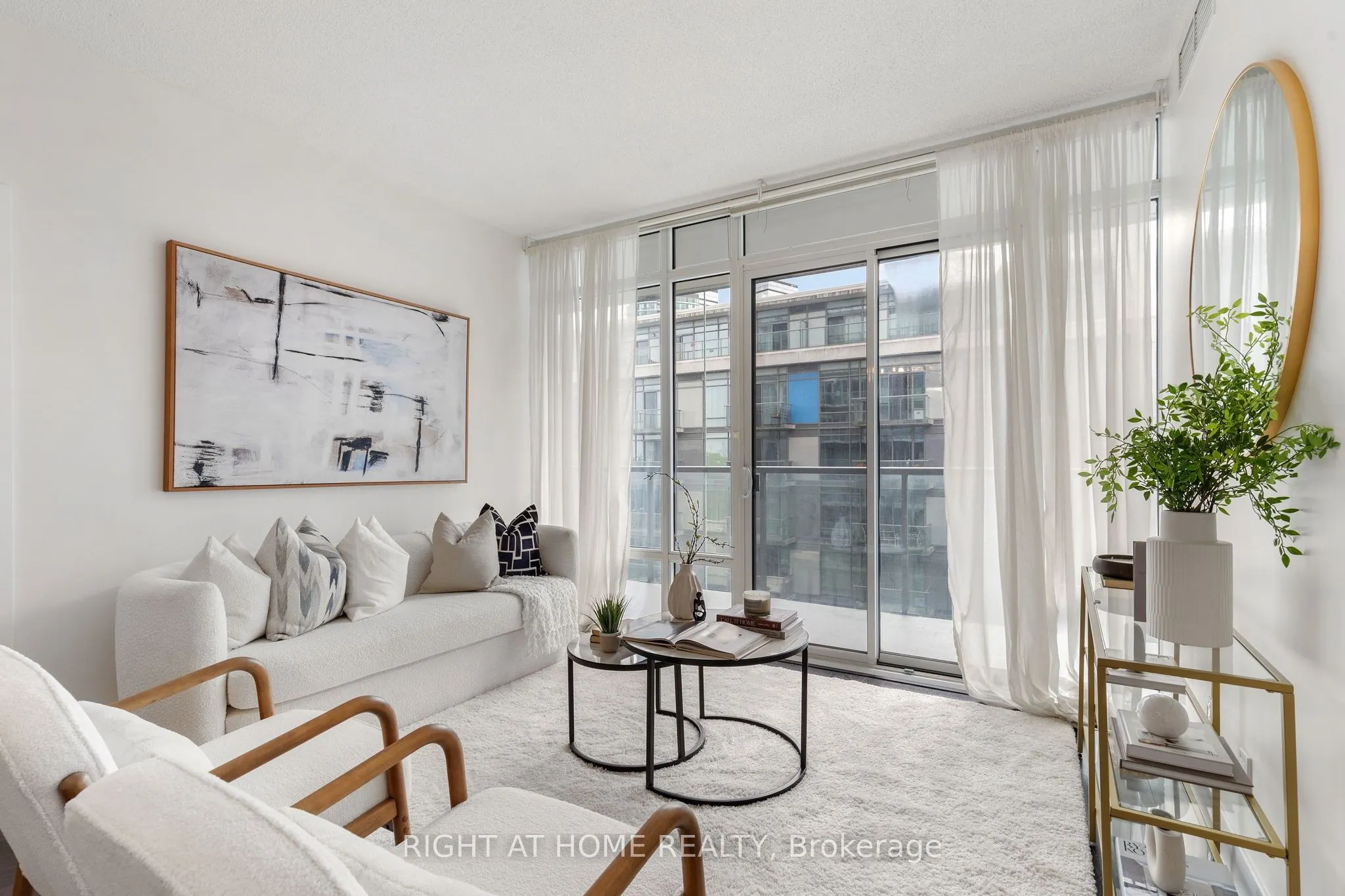90 Stadium Road, #732